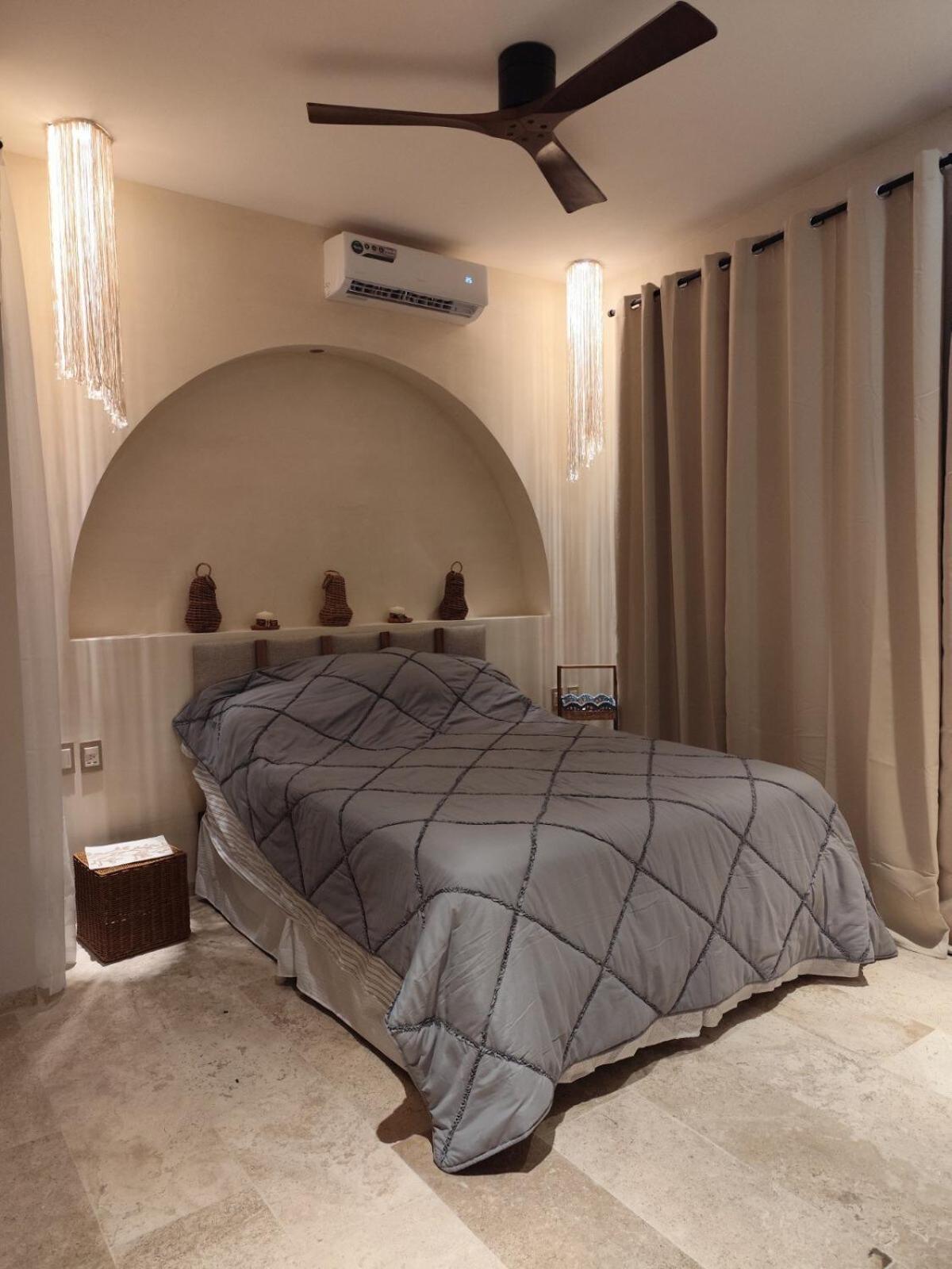 Beautiful With A Private Pool Apartment