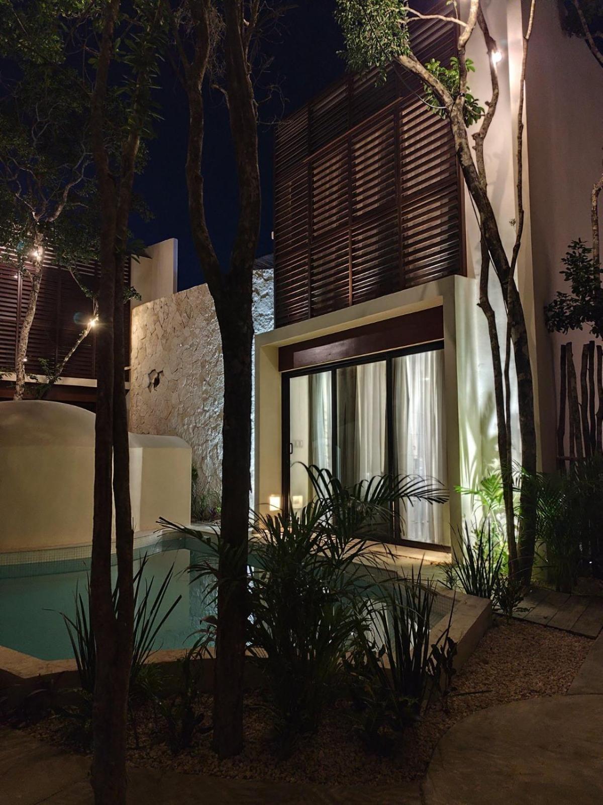 Beautiful With A Private Pool *