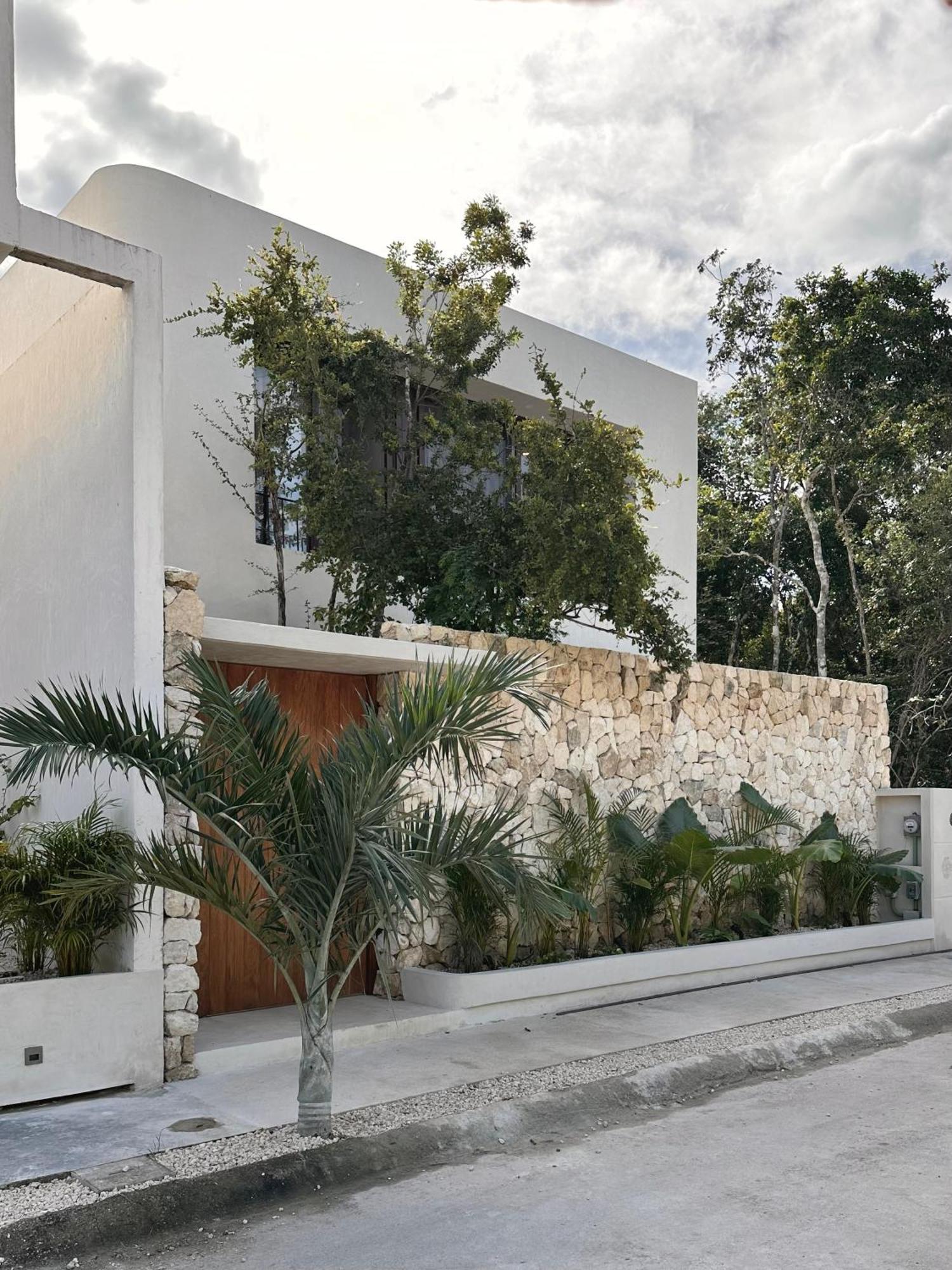 Amazing Agape * Tulum