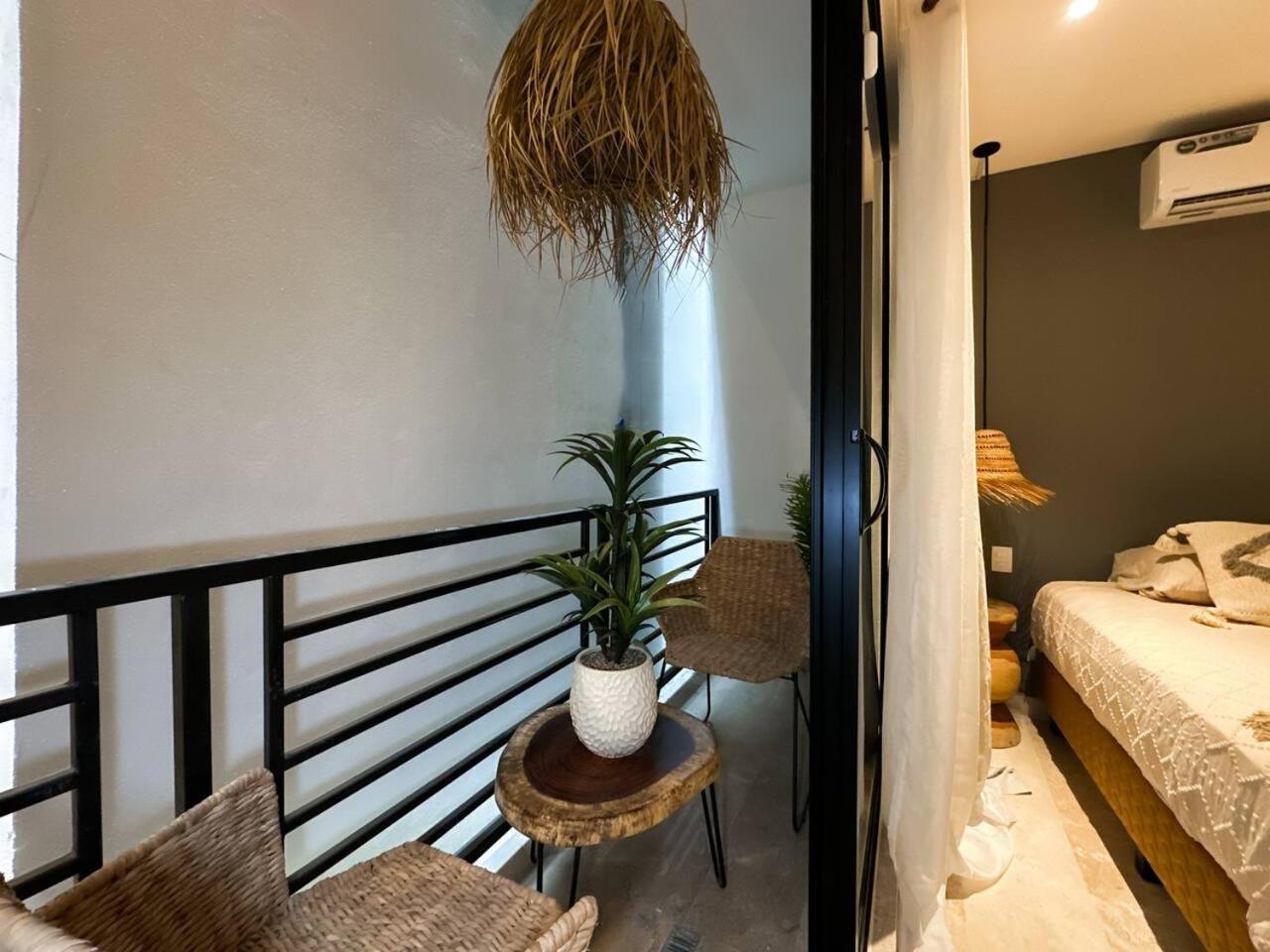 King With Rooftop Pool And Gym Tulum
