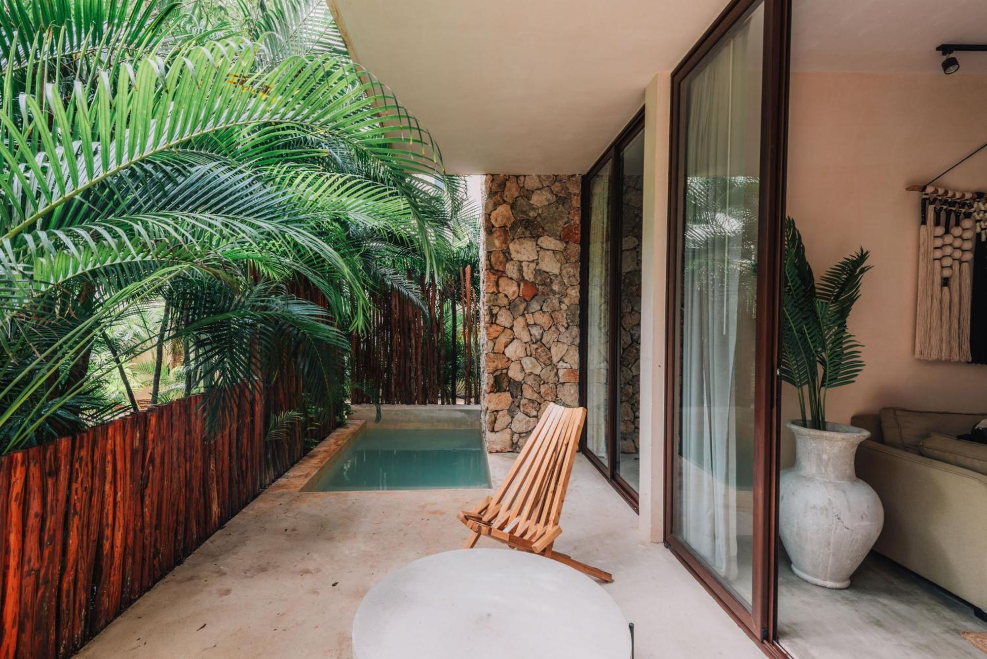 Spacious, Stylish, Comfortable, 2bd 2bth Condo,private Pool 24hr Concierge * Tulum