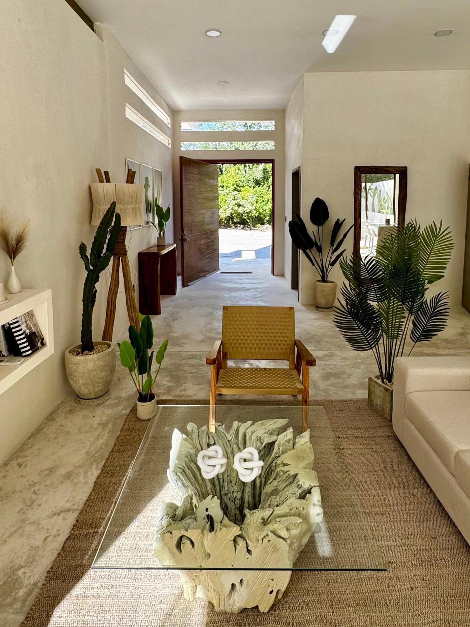 Tulipan Villa *