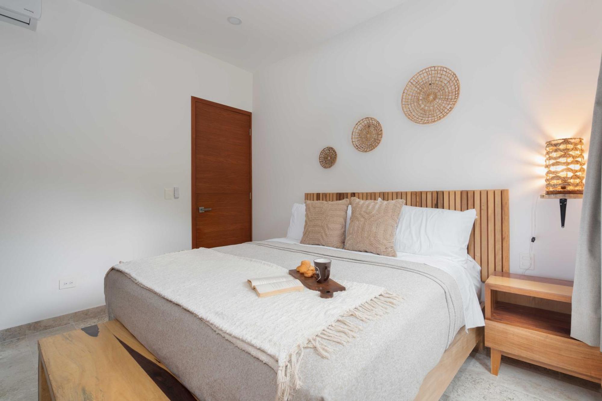Apartment Casa Laura - - Private Townhome For 6 Guest - 3 Bedrooms - 5 Beds- Restaurant Walking Distance Tulum