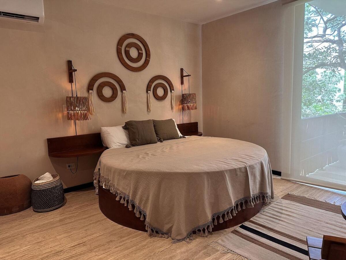 Studio In Ophelia B6 *
