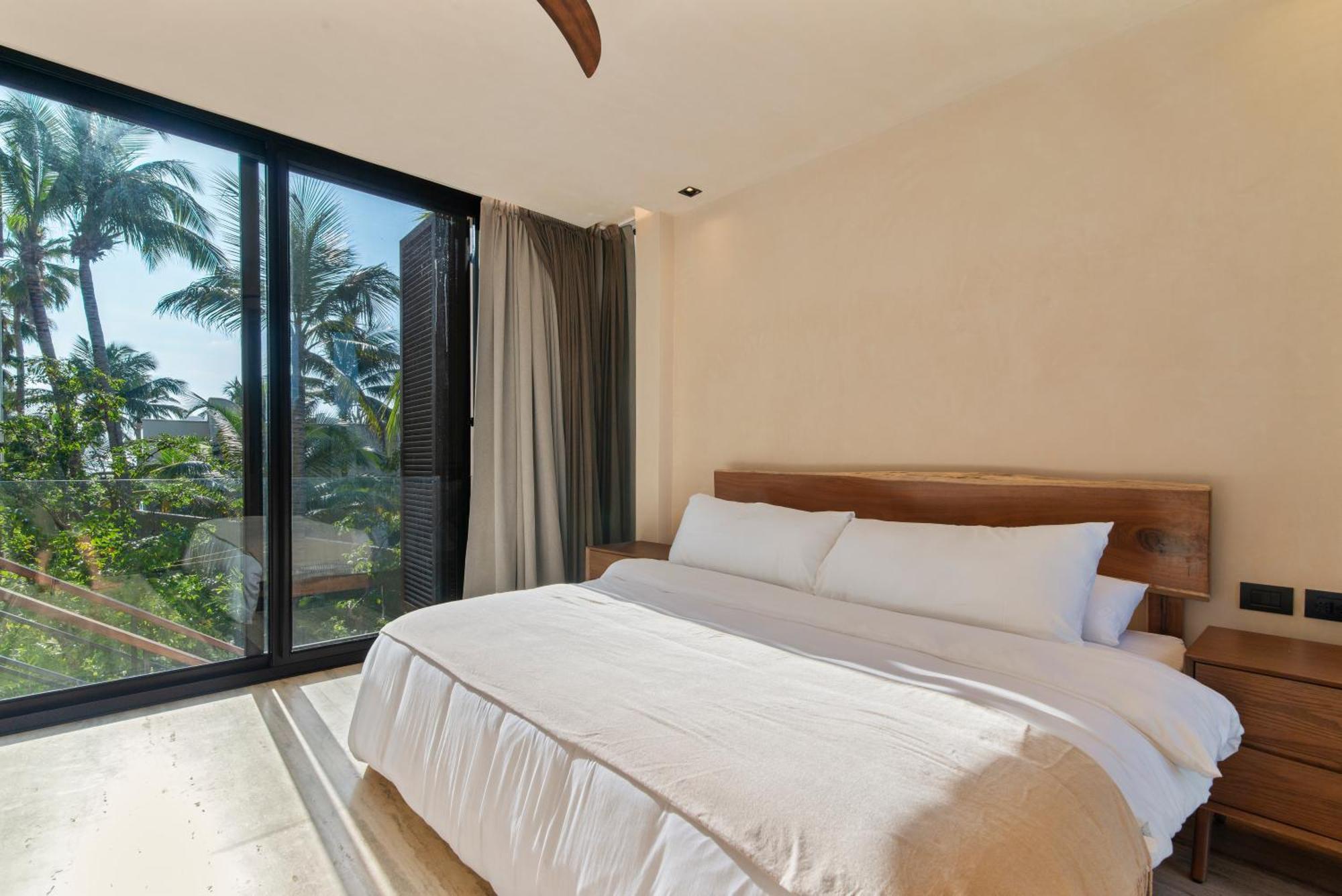 Front Luxury In *
