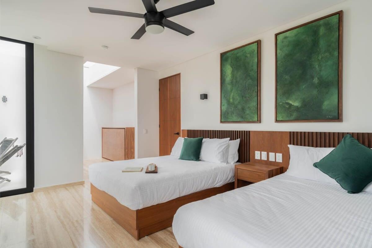 Luxury 4Br Villa With 3 Pools & Paddle Court, Karanda Tulum