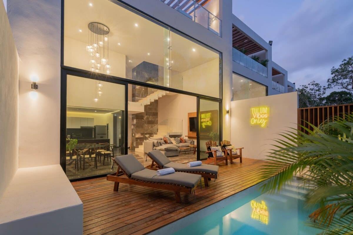 Luxury 4Br Villa With 3 Pools & Paddle Court, Karanda Tulum