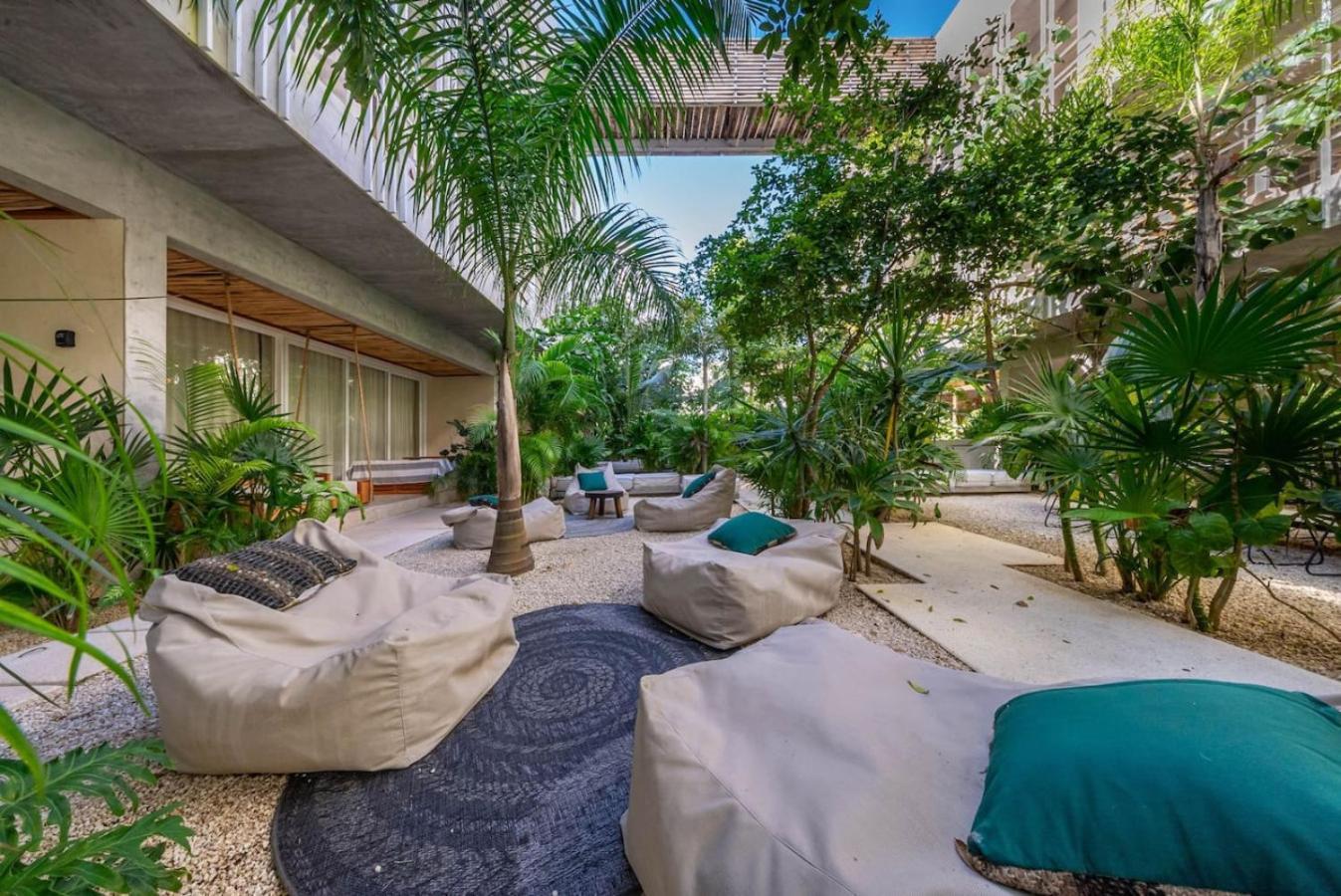 Holiday home Jungle Chic King With Pool