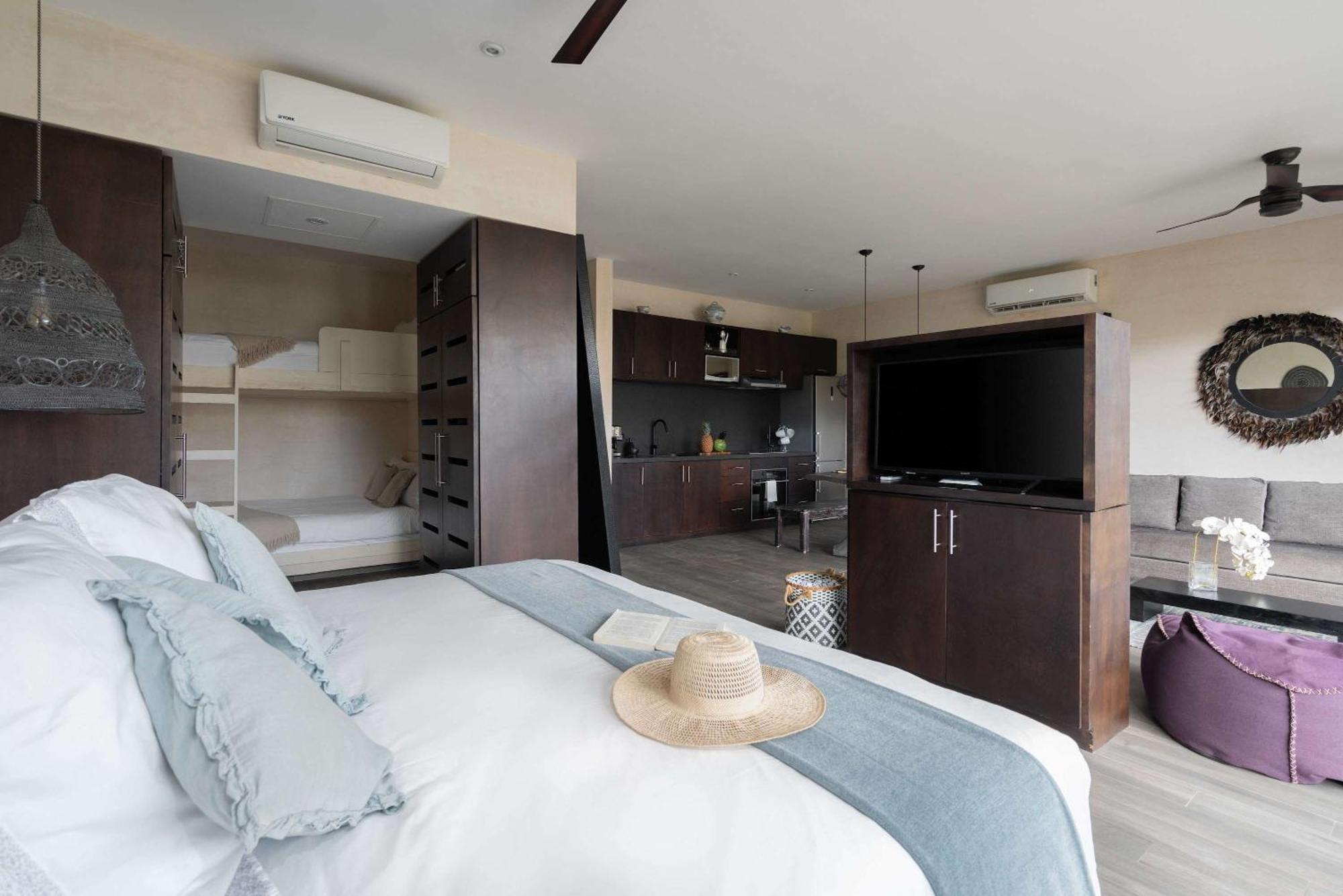 Exclusive 20 Guest Pool Tubs And Concierge * Tulum