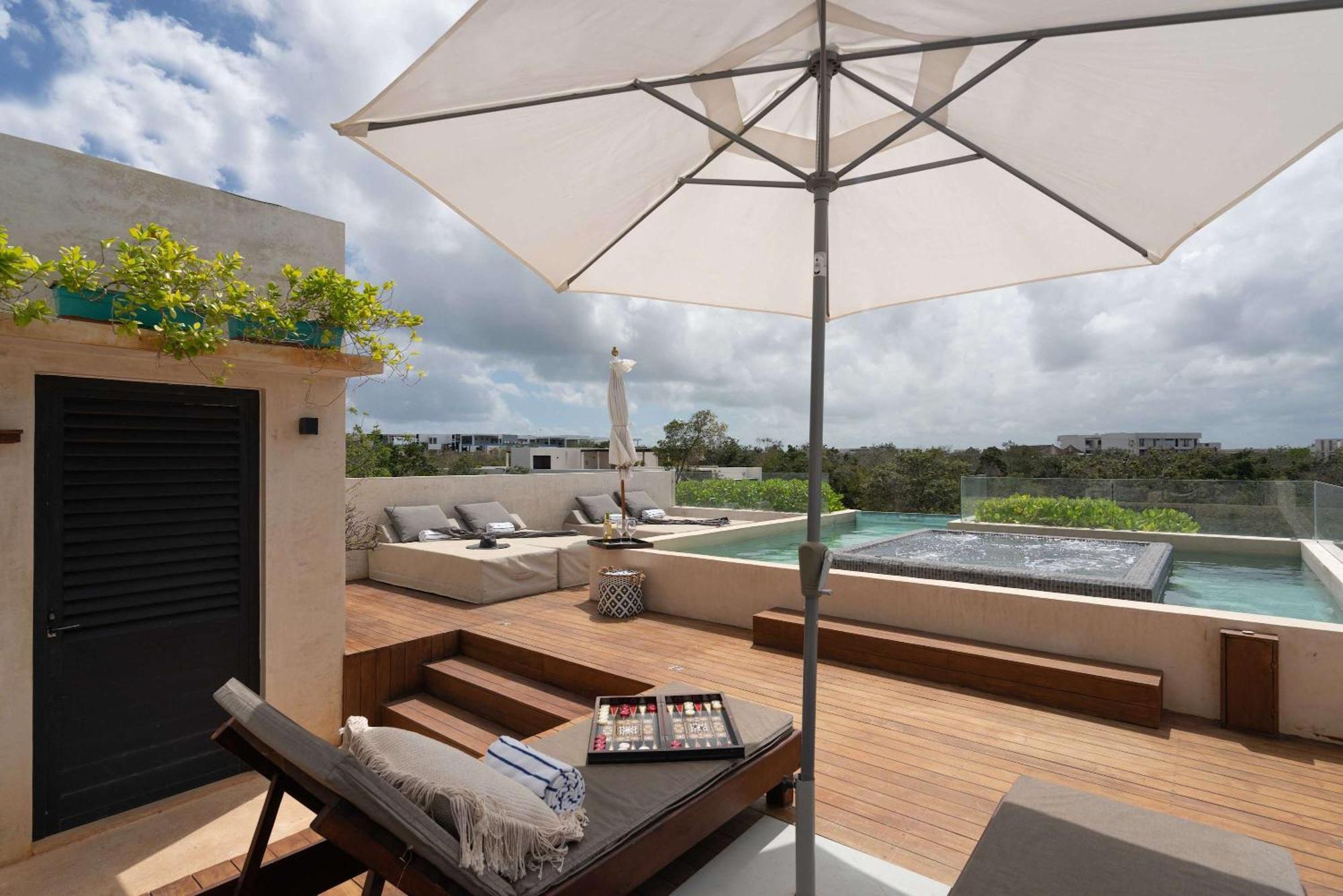 Villa Exclusive 20 Guest Pool Tubs And Concierge *