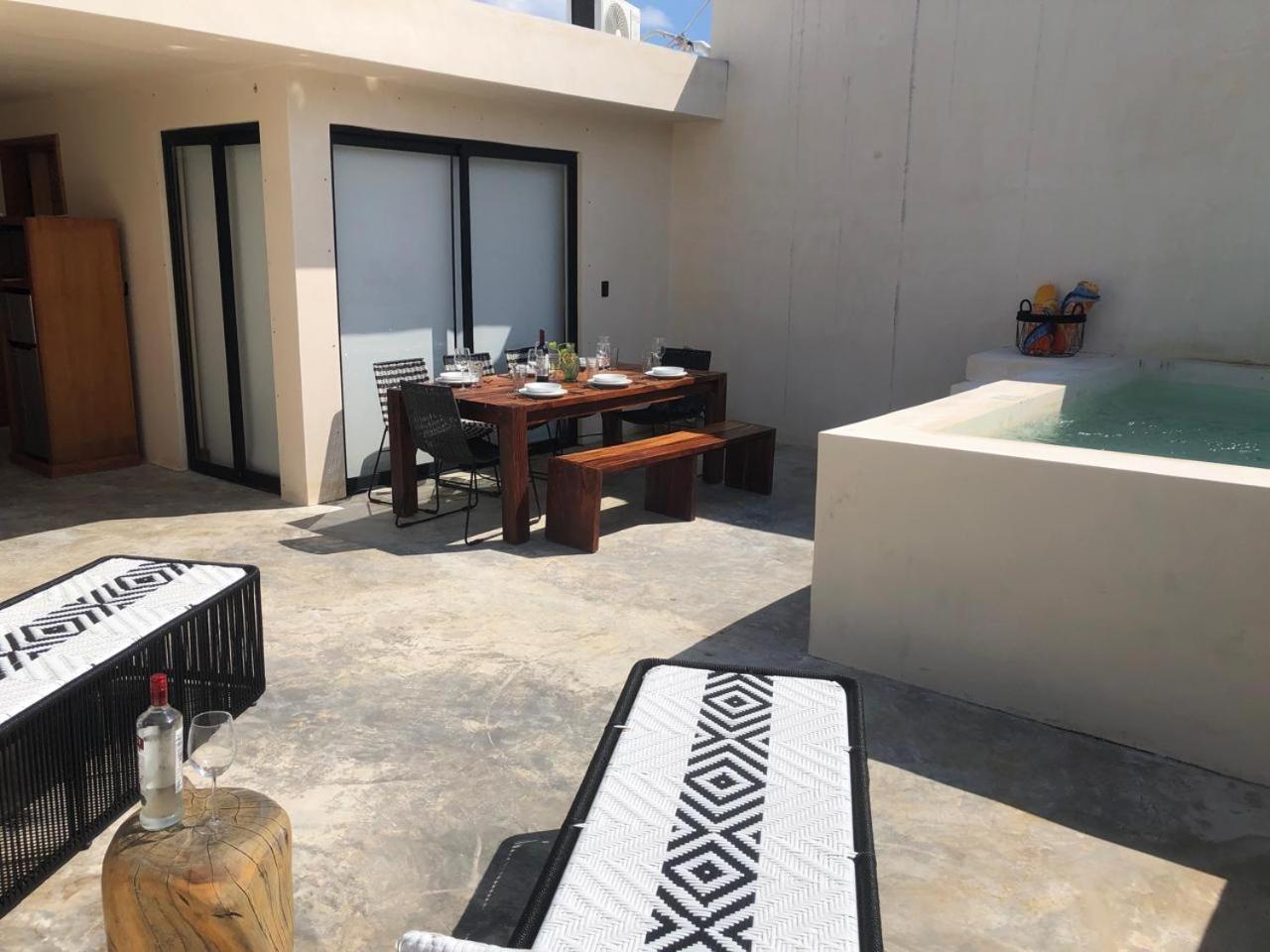 Talulah Living Aparthotel