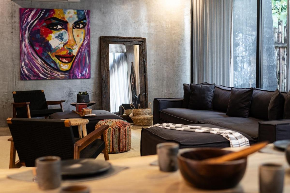 Villa Spacious Luxury Design 5br - 3 Pools & Rooftop, Bbq, Free Bikes, Close To *