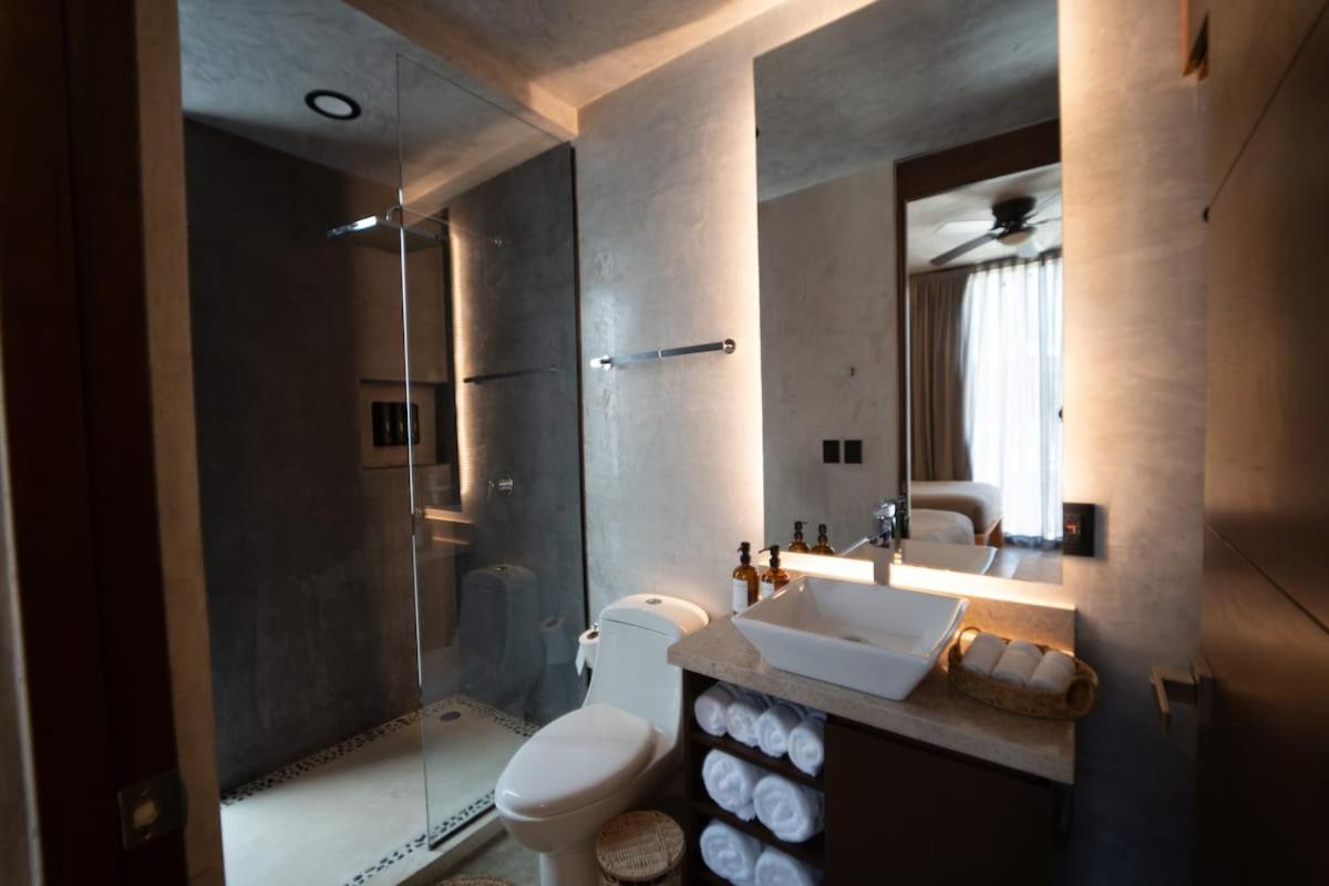 Villa Spacious Luxury Design 5br - 3 Pools & Rooftop, Bbq, Free Bikes, Close To