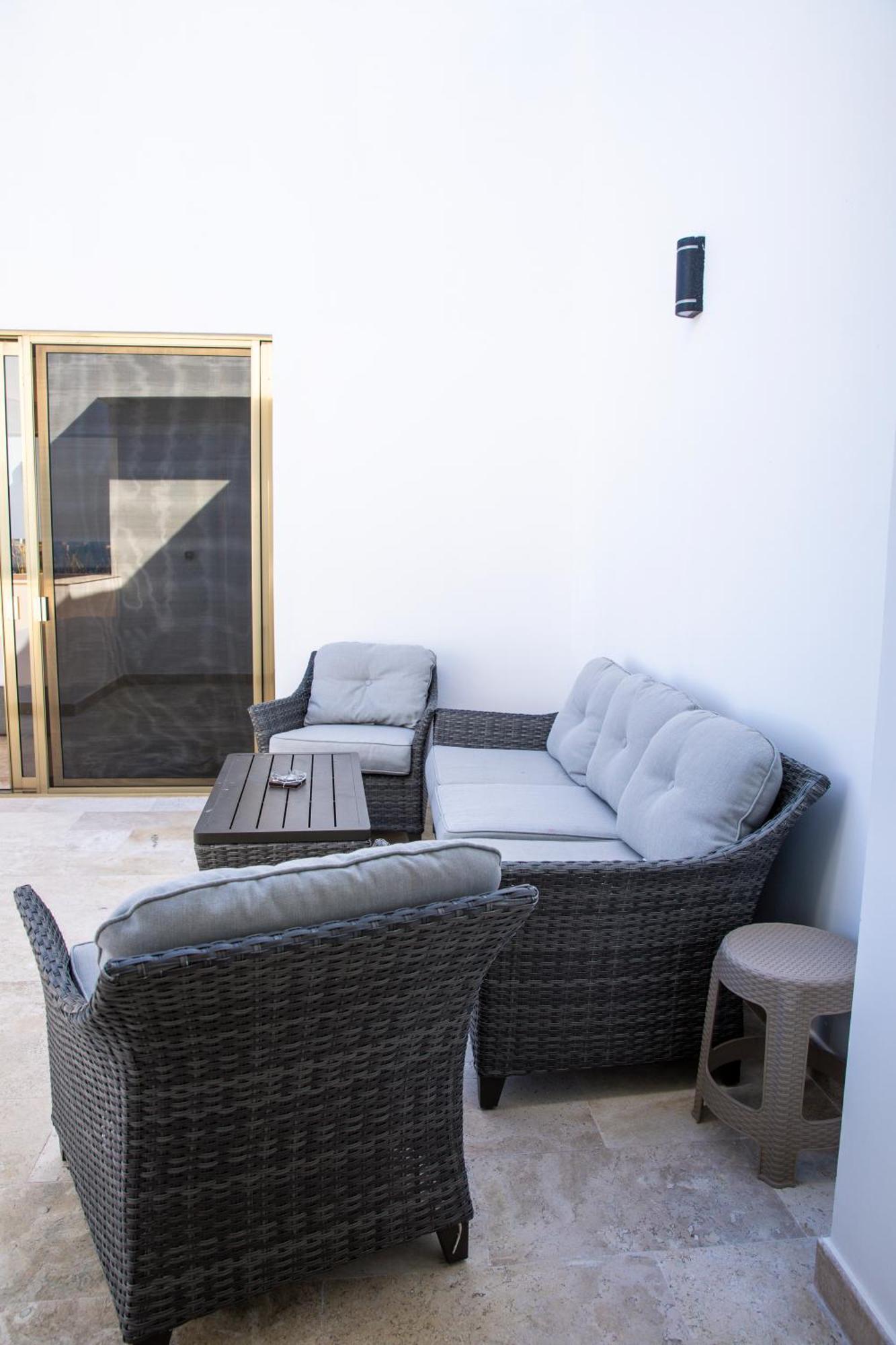 Apartment Luxe Penthouse With Rooftop Pool And Grill *