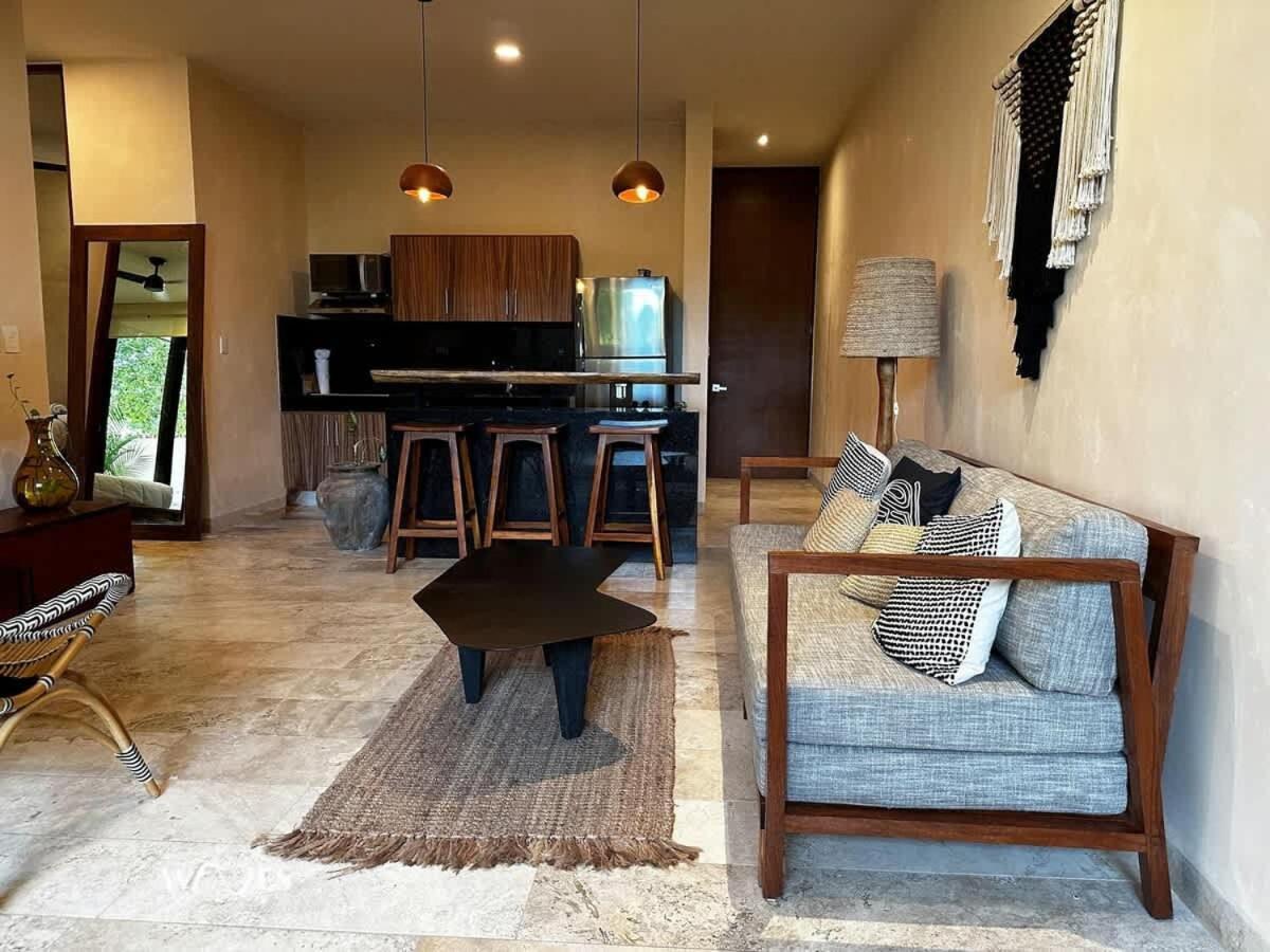 Spacious 2 Bedroom With Private Pool Amenities