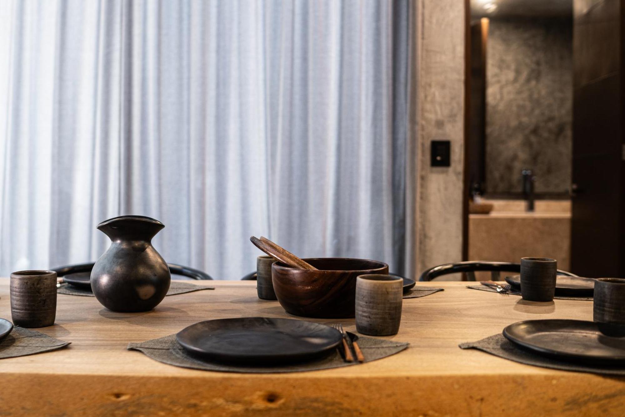 Design Luxury 12br Trio Villas, 6 Private Pools & 3 Rooftops, 32 Pax, Near *