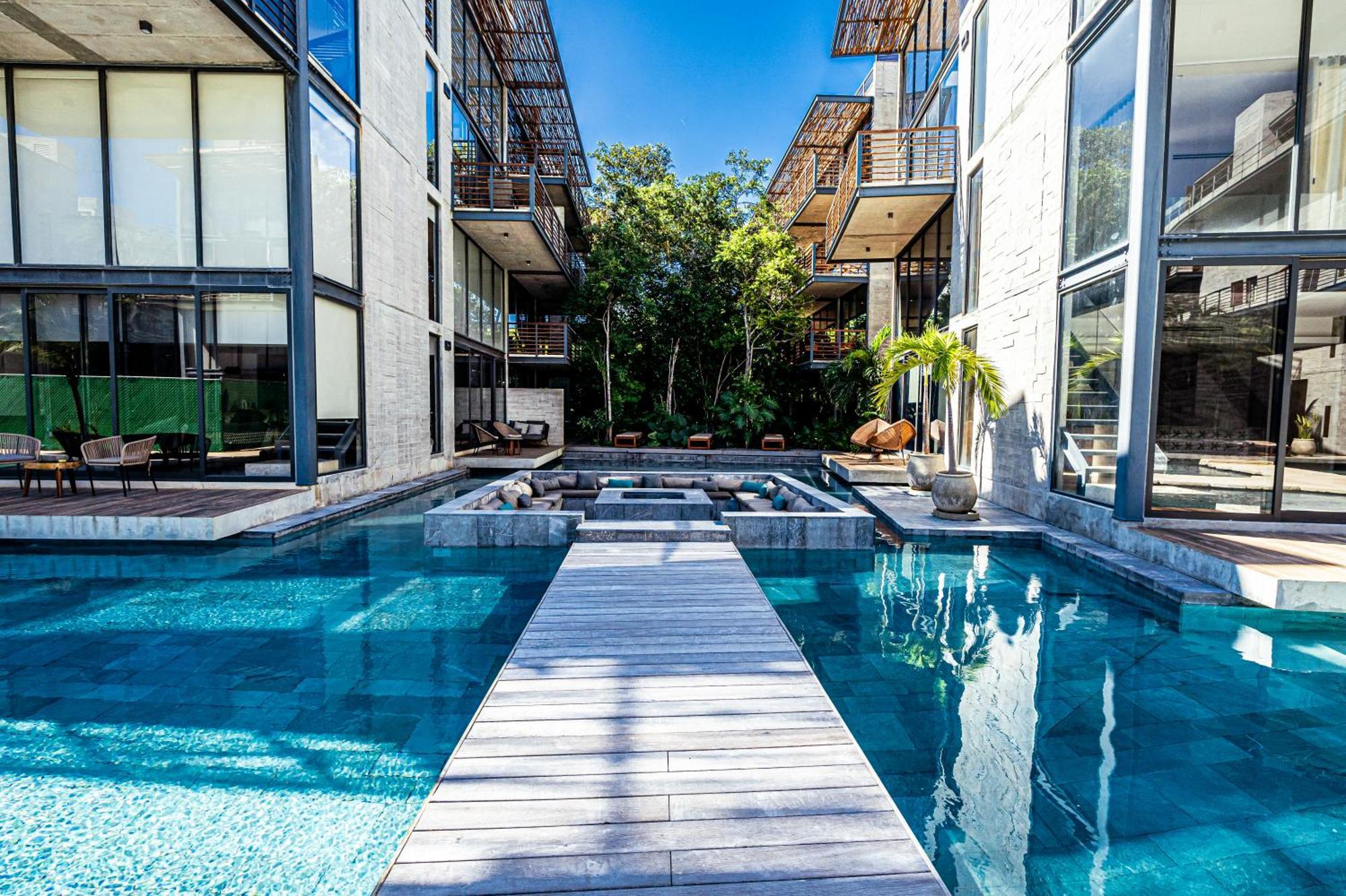 Serene Hideaway With Cenotes Apartment