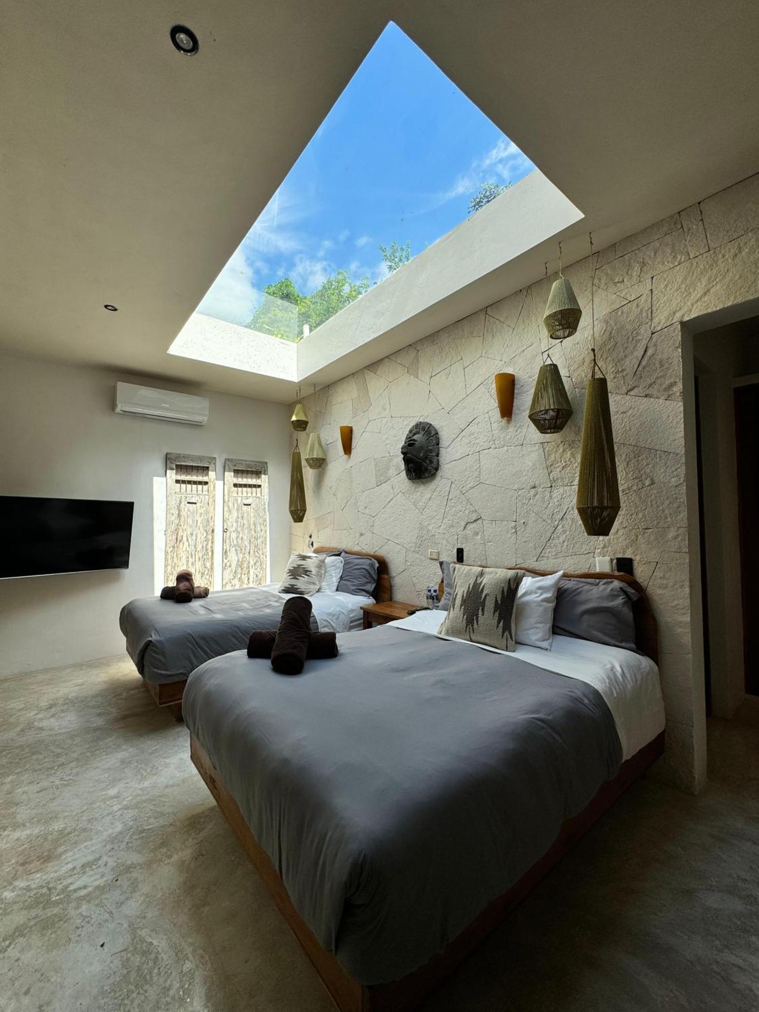 Starfit Boutique Beachclub, & Gym Included Hotel