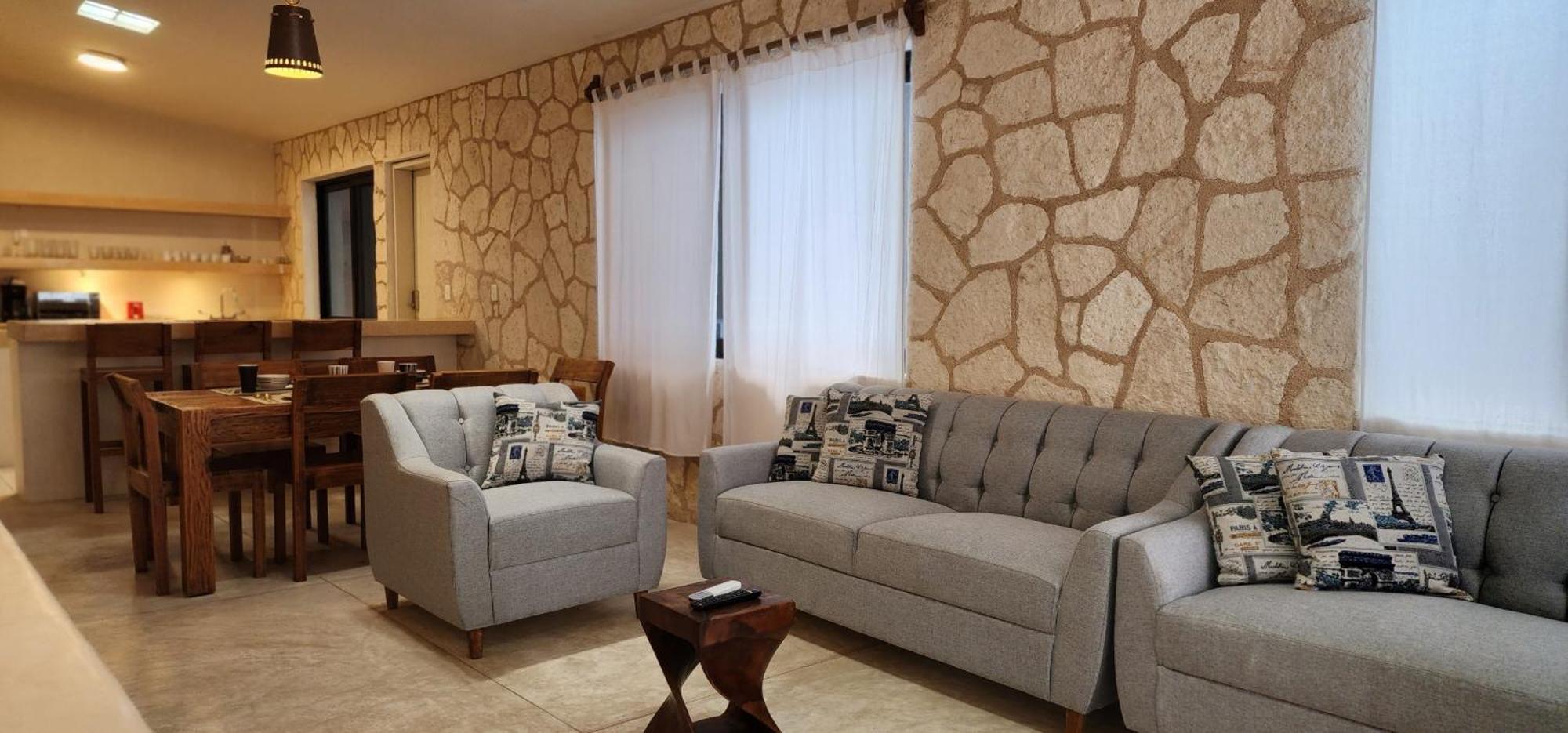 Kin House Downtown Apartment