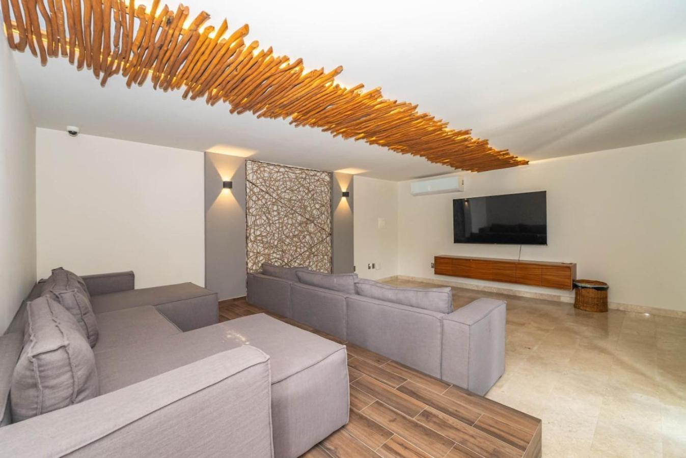 2 Bedroom With Direct Walk-out To Pool, Sauna, And Gym Tulum