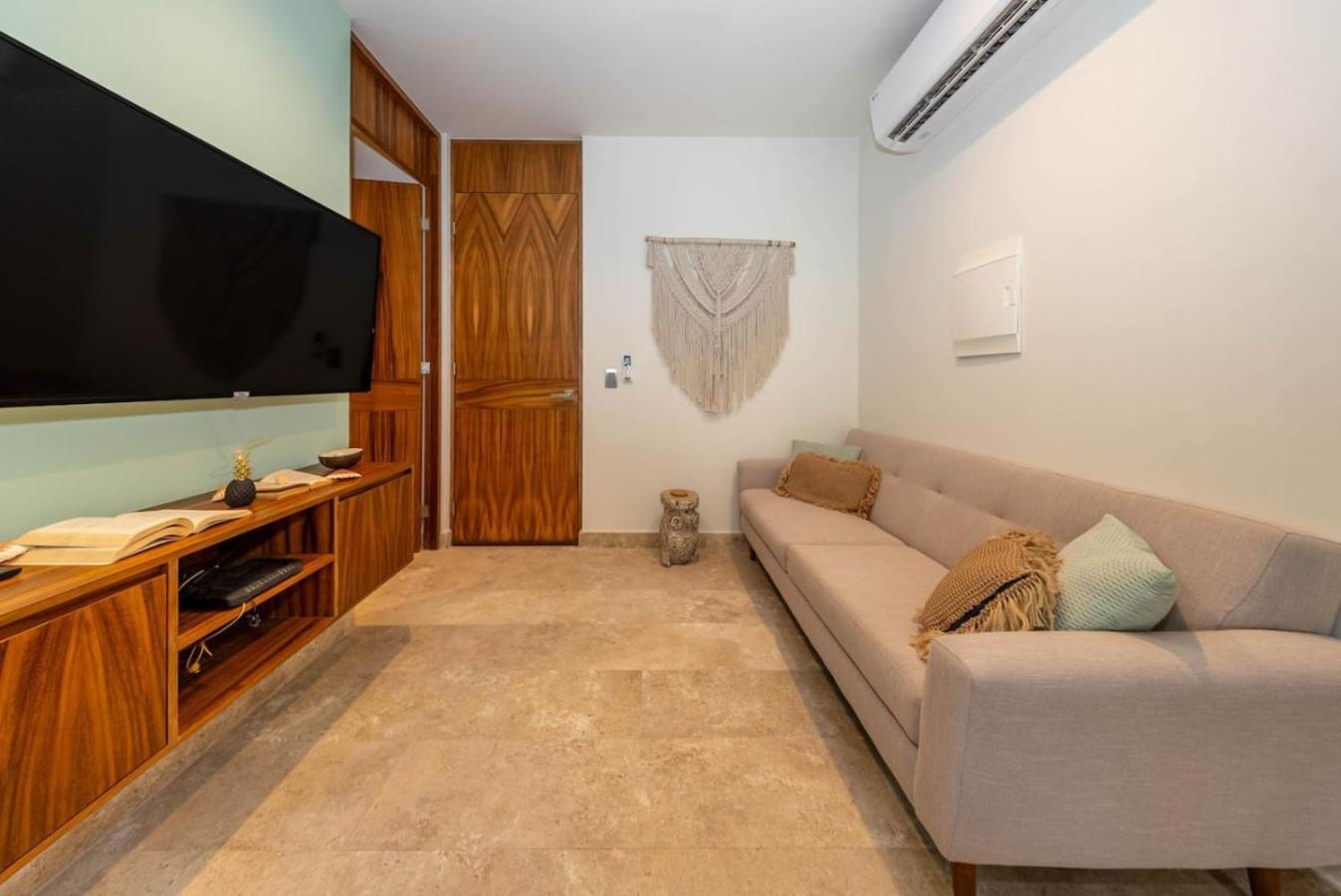 2 Bedroom With Direct Walk-out To Pool, Sauna, And Gym Tulum