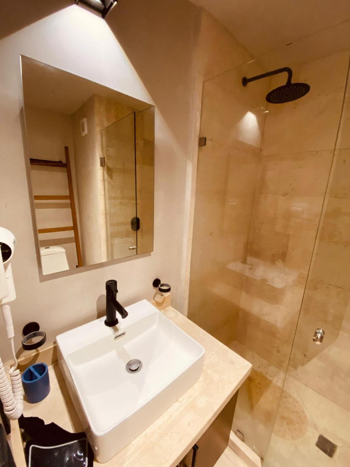 Xm Residences Hotel