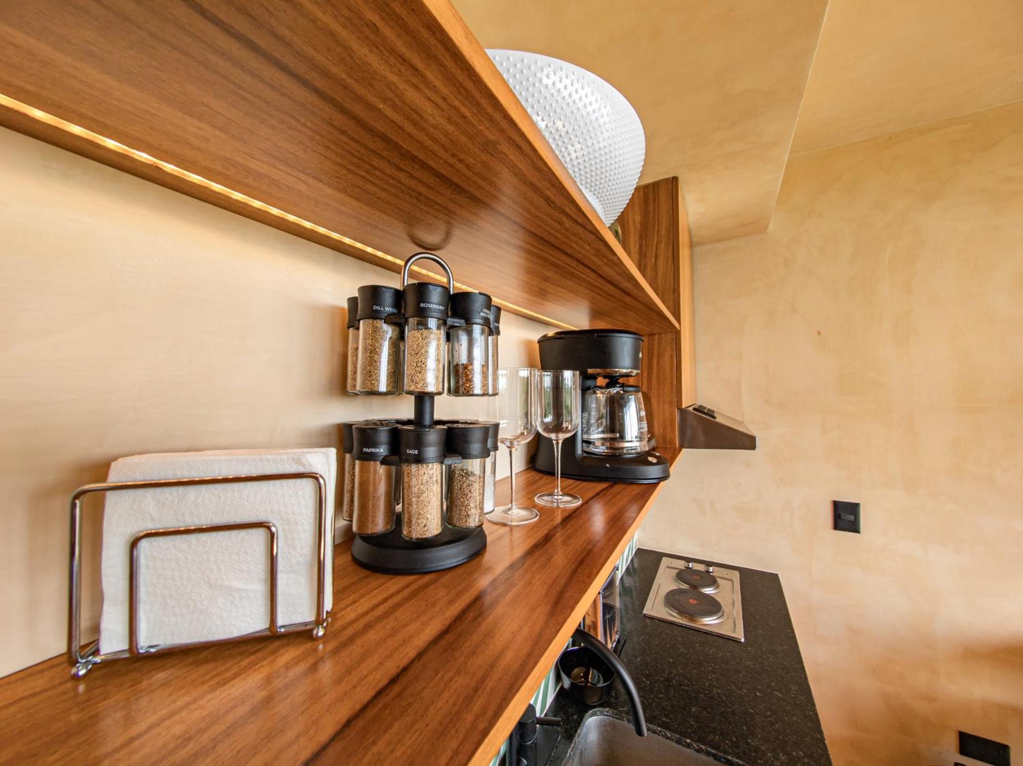 Apartment New Modern 1bdr - Access