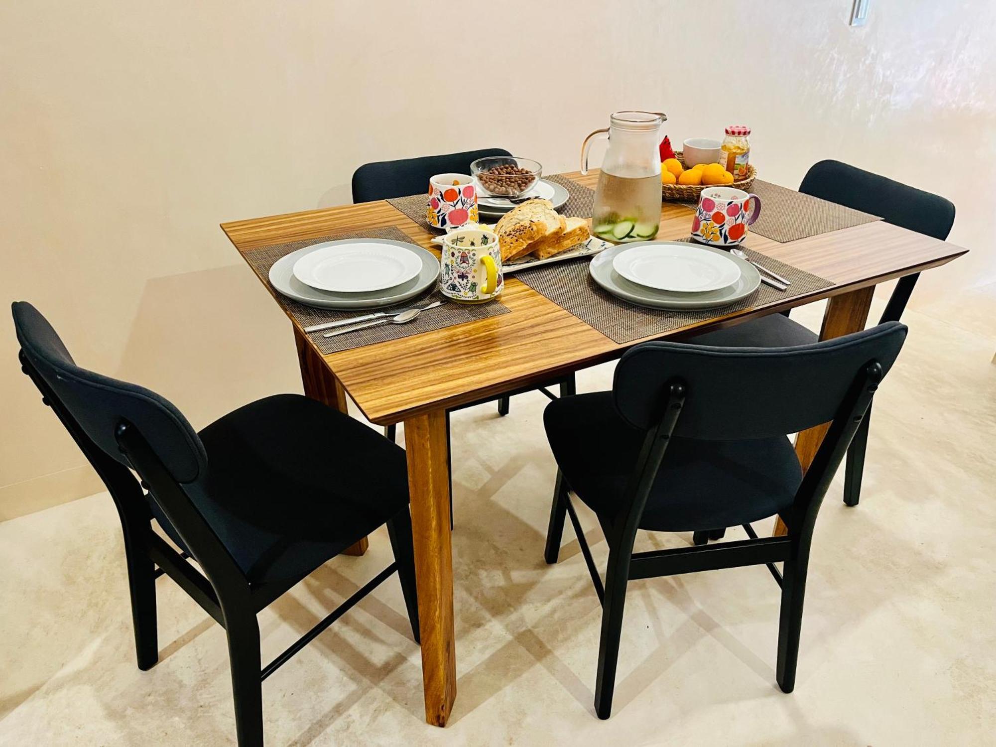 Jungle Gem With Swim-up Pool & Easy Paved Access *