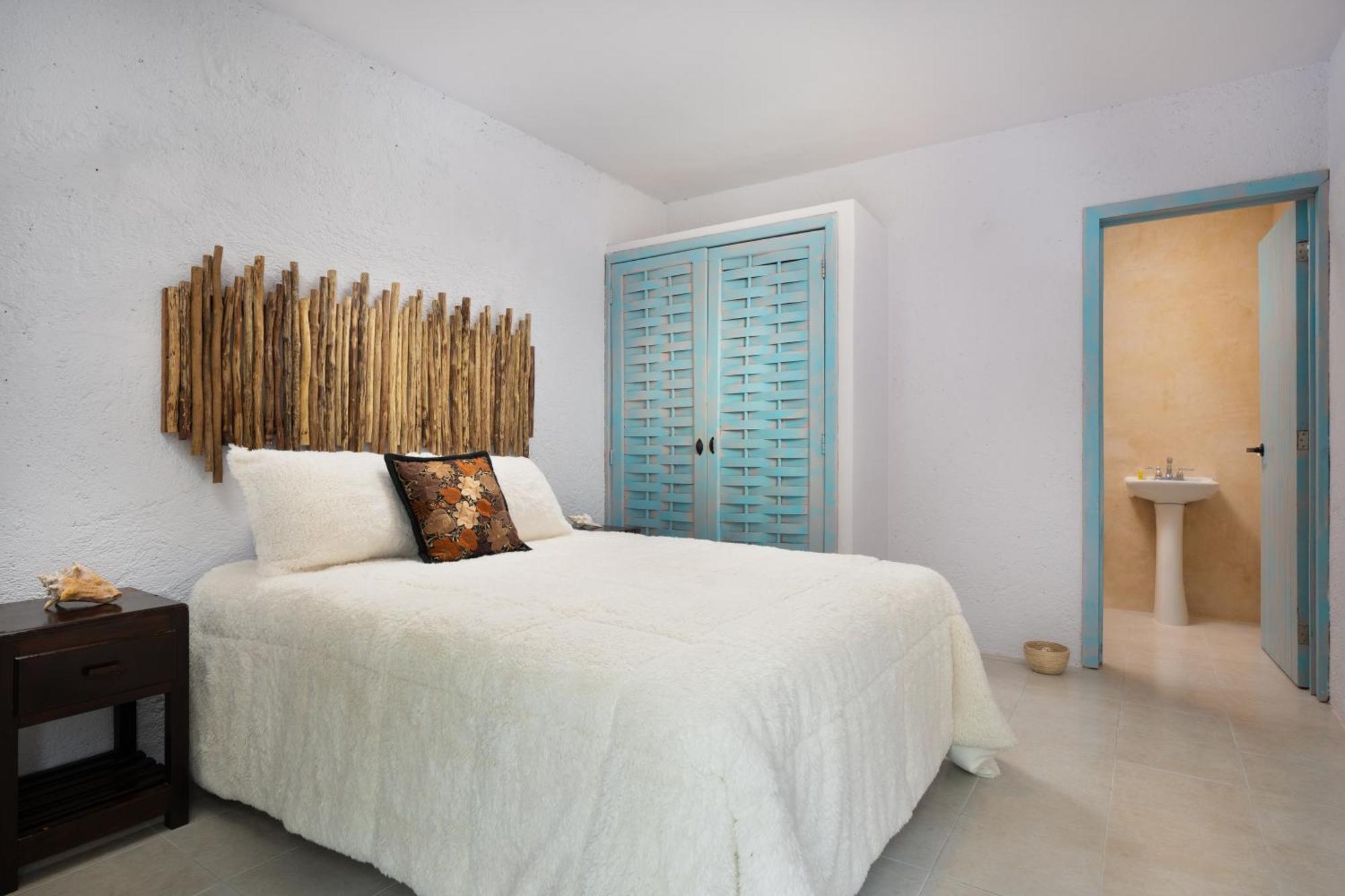 Alito Hotel