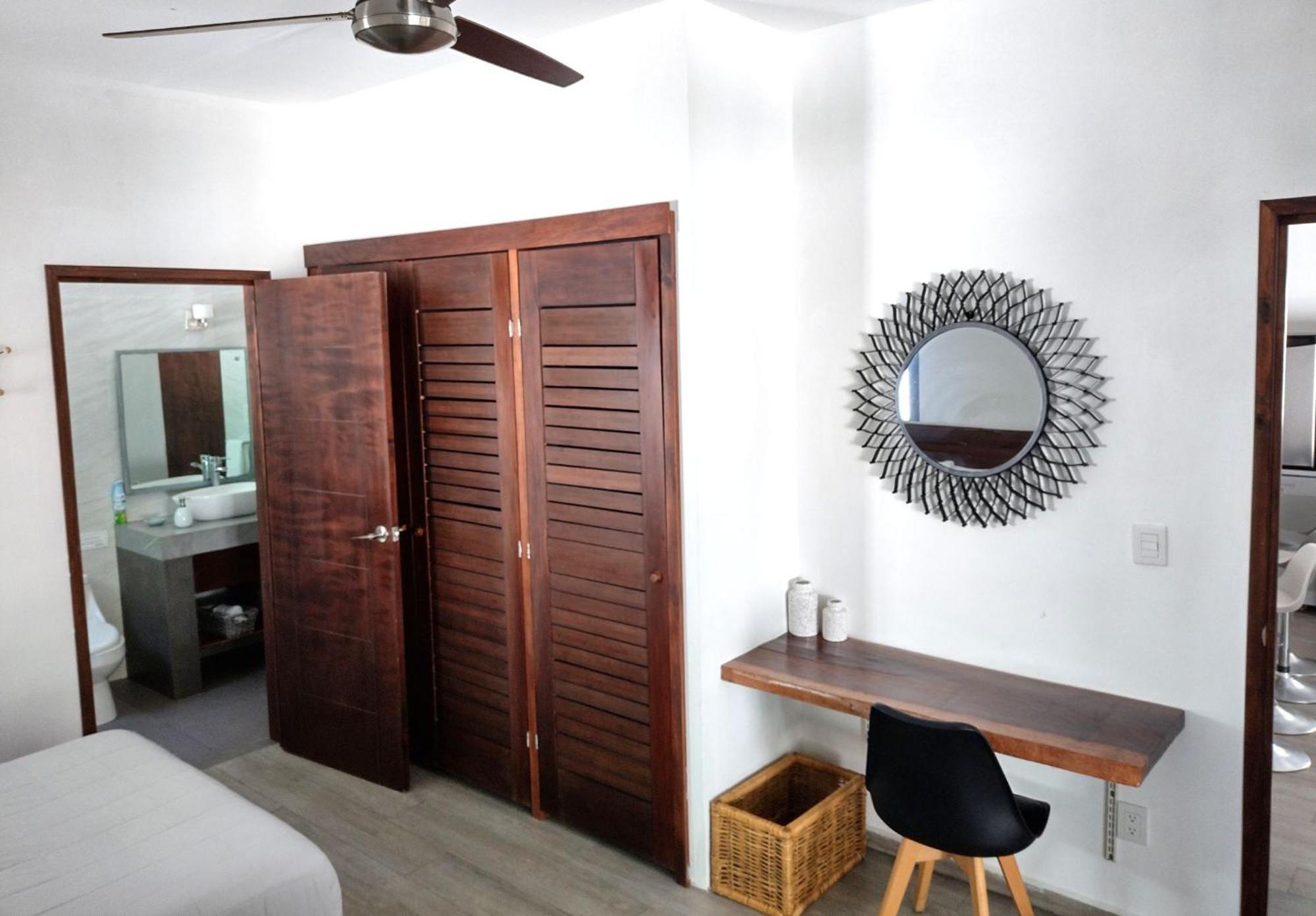 Villa Tucanes 5 Bdr 10 Ppl Tulum