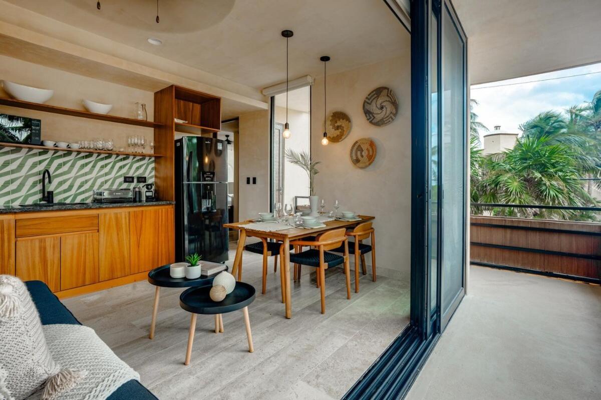 Tankah Bay Jungle With Sea Access 2 Bdr *