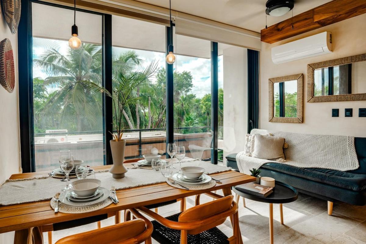 Tankah Bay Jungle With Sea Access 2 Bdr *