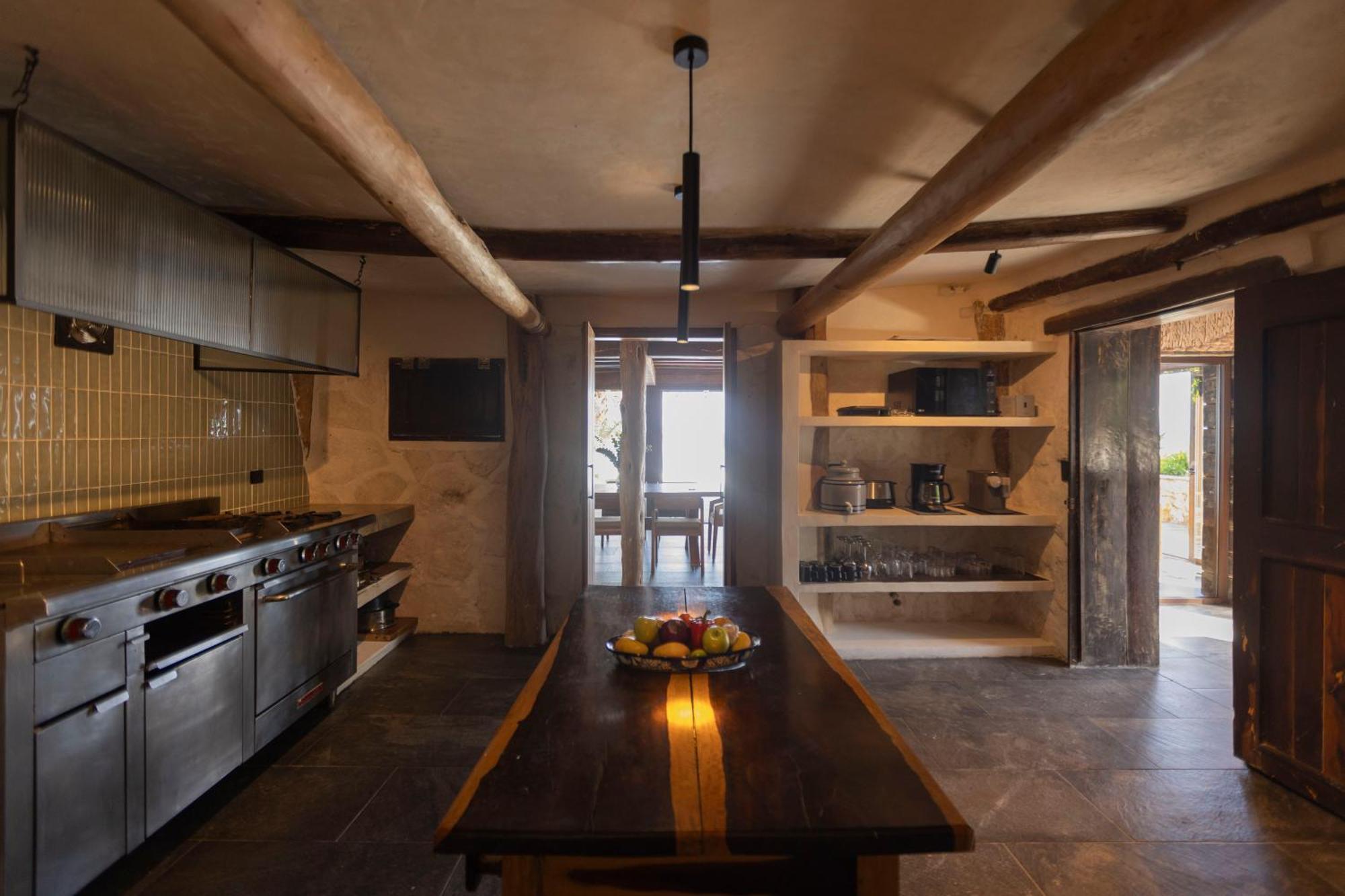 Casa Aakbal - Luxury Front Villa *