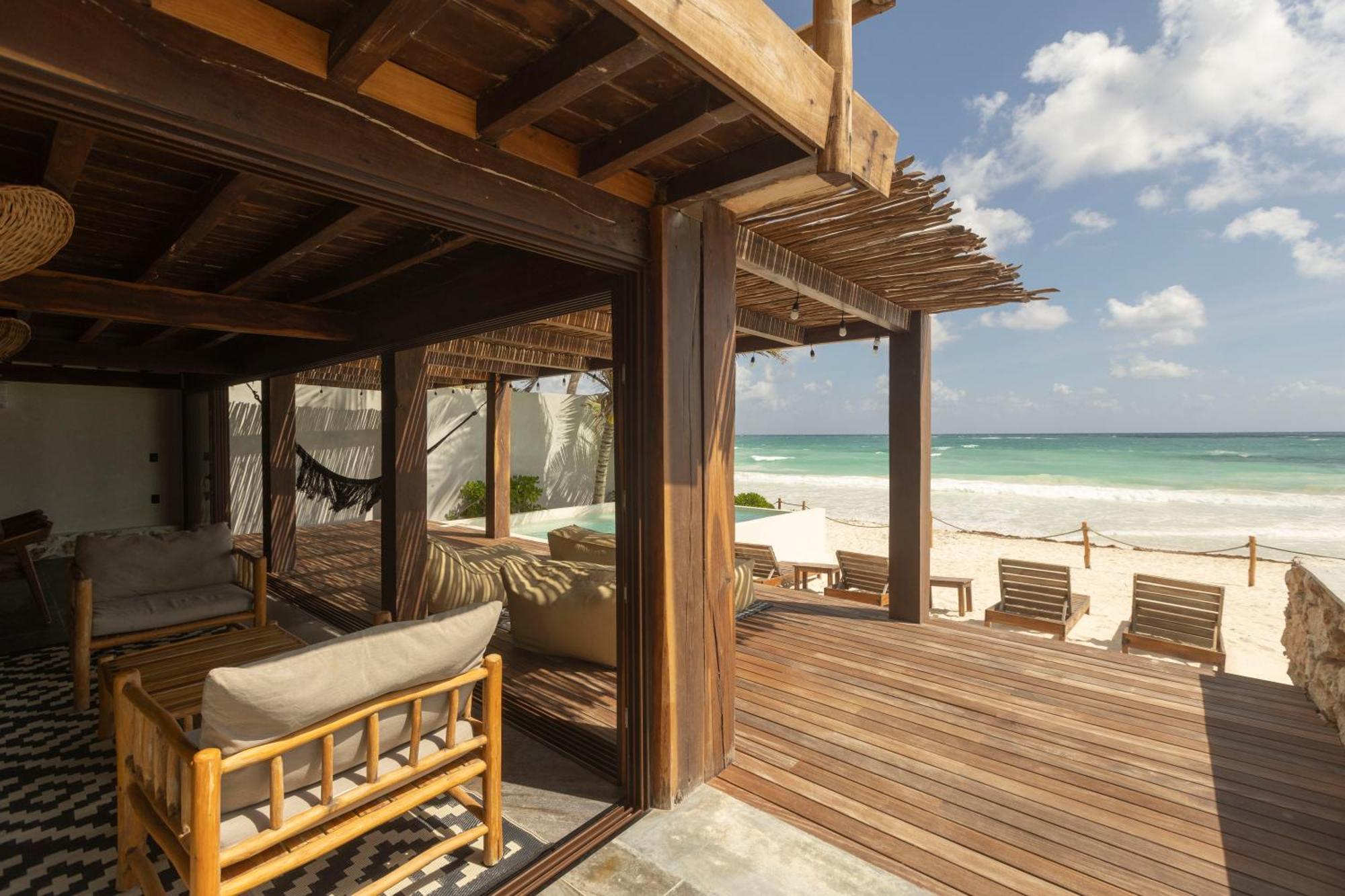 Casa Aakbal - Luxury Front Tulum