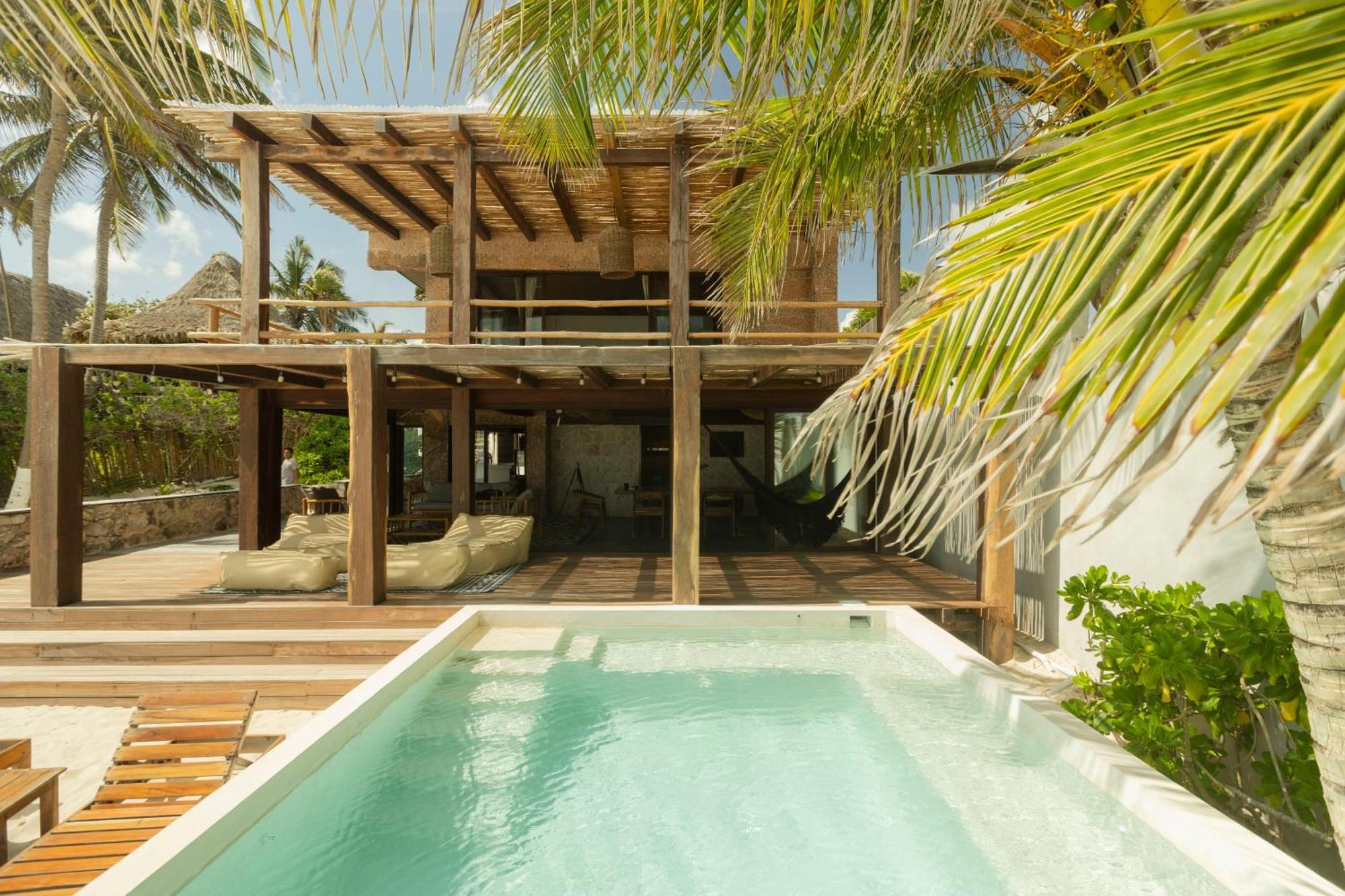 Casa Aakbal - Luxury Front *