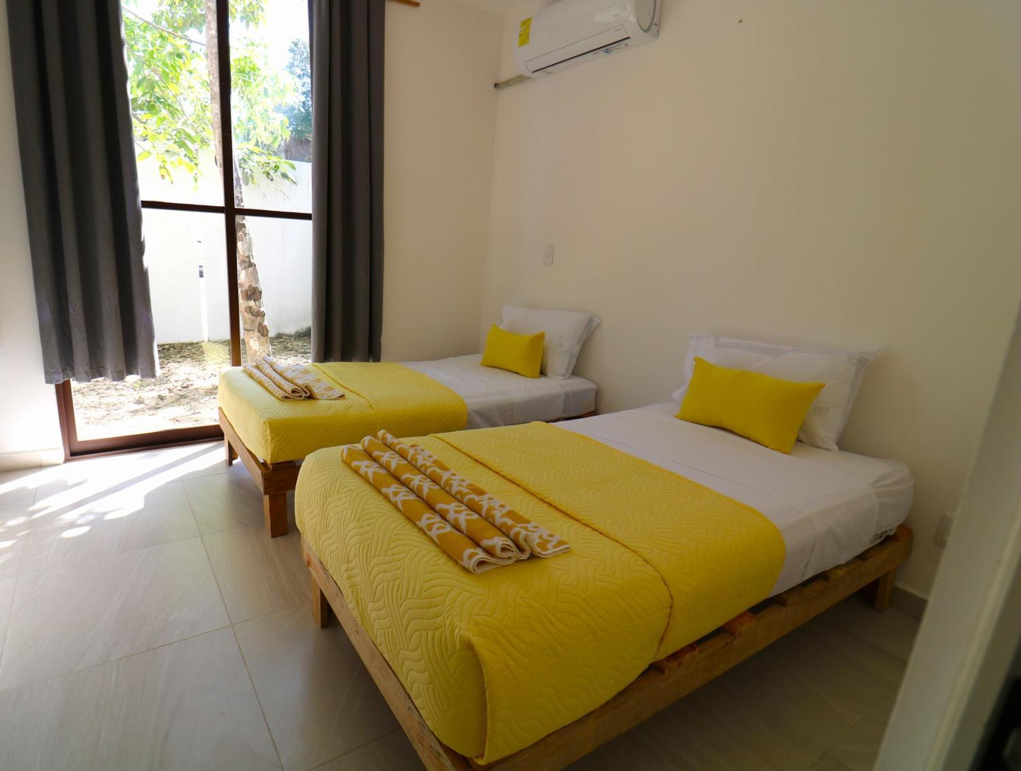 Comfortable 2 Bedroom Apartment *