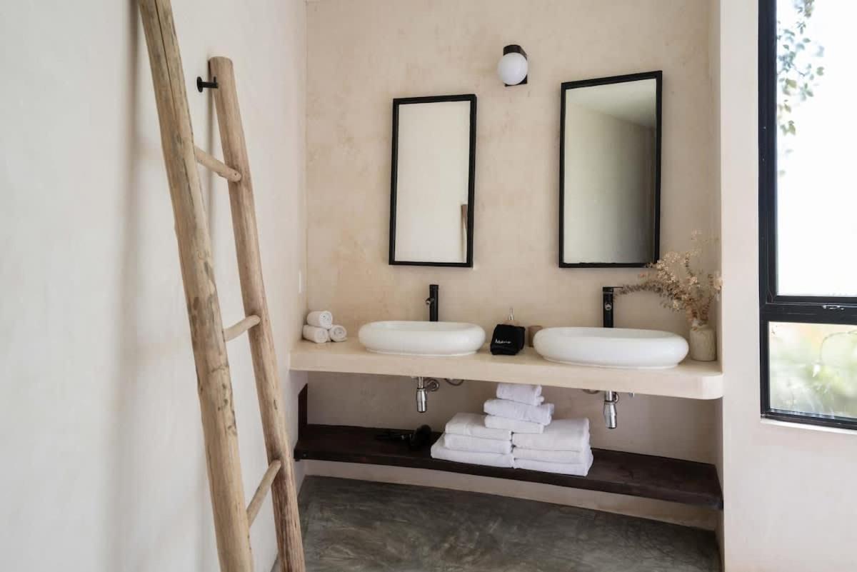 2 Bohemian Bliss Villas-2 Pv Pool-concierge 1a-1b Villa