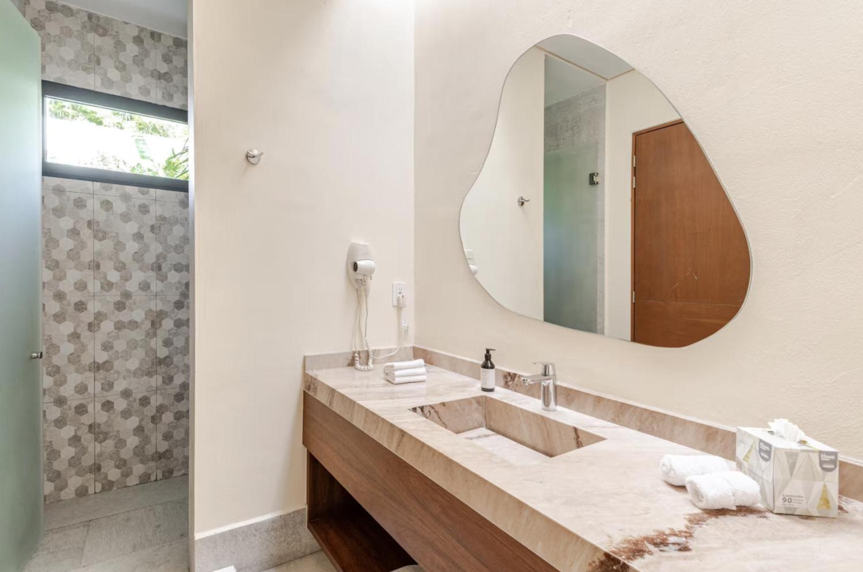 Sam Chak: Exclusive Retreat With Private Pool And Concierge Villa