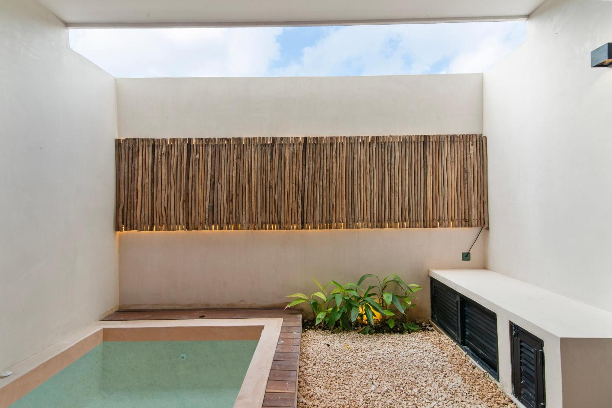 Guest - Elements Tulum