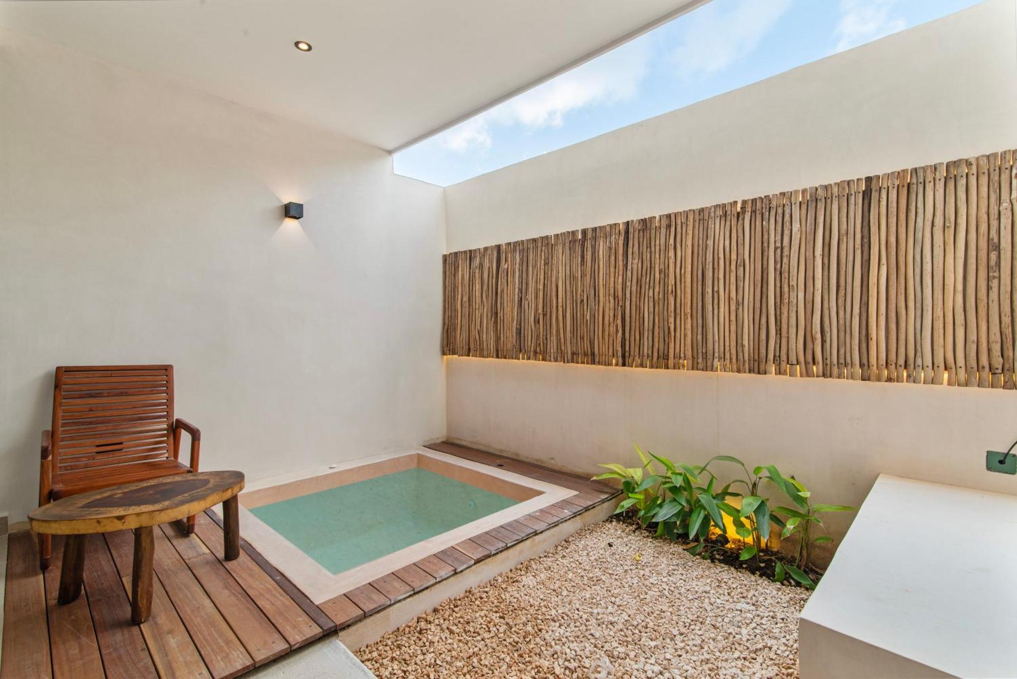 Guest - Elements Hotel