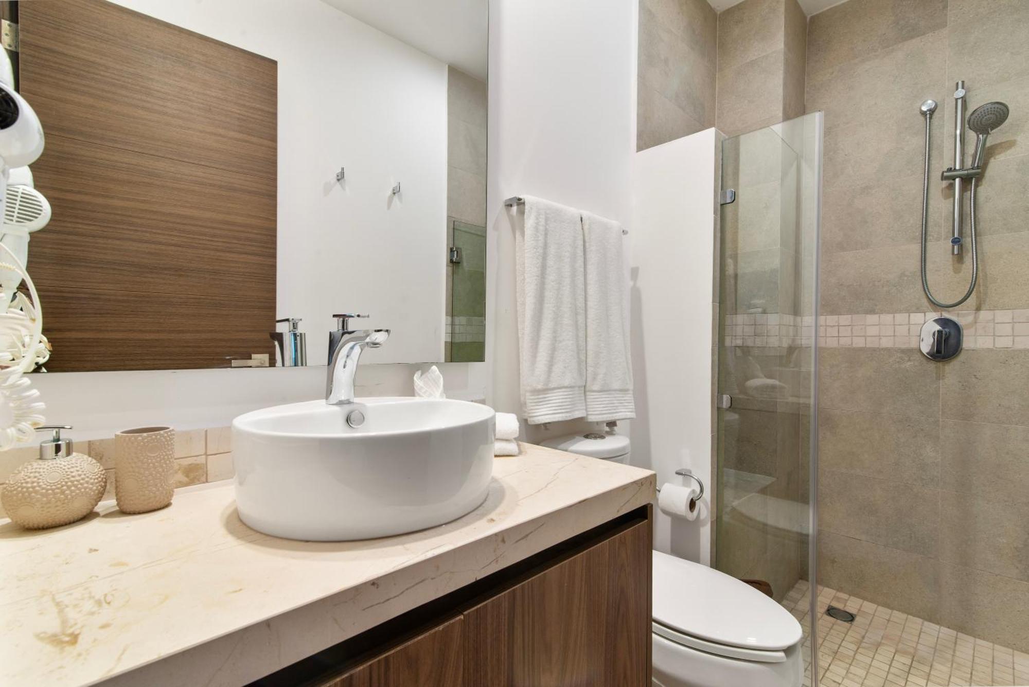 Encanto Private Balcony 2 Pools Gym Only 5 Minutes To Beaches * Tulum