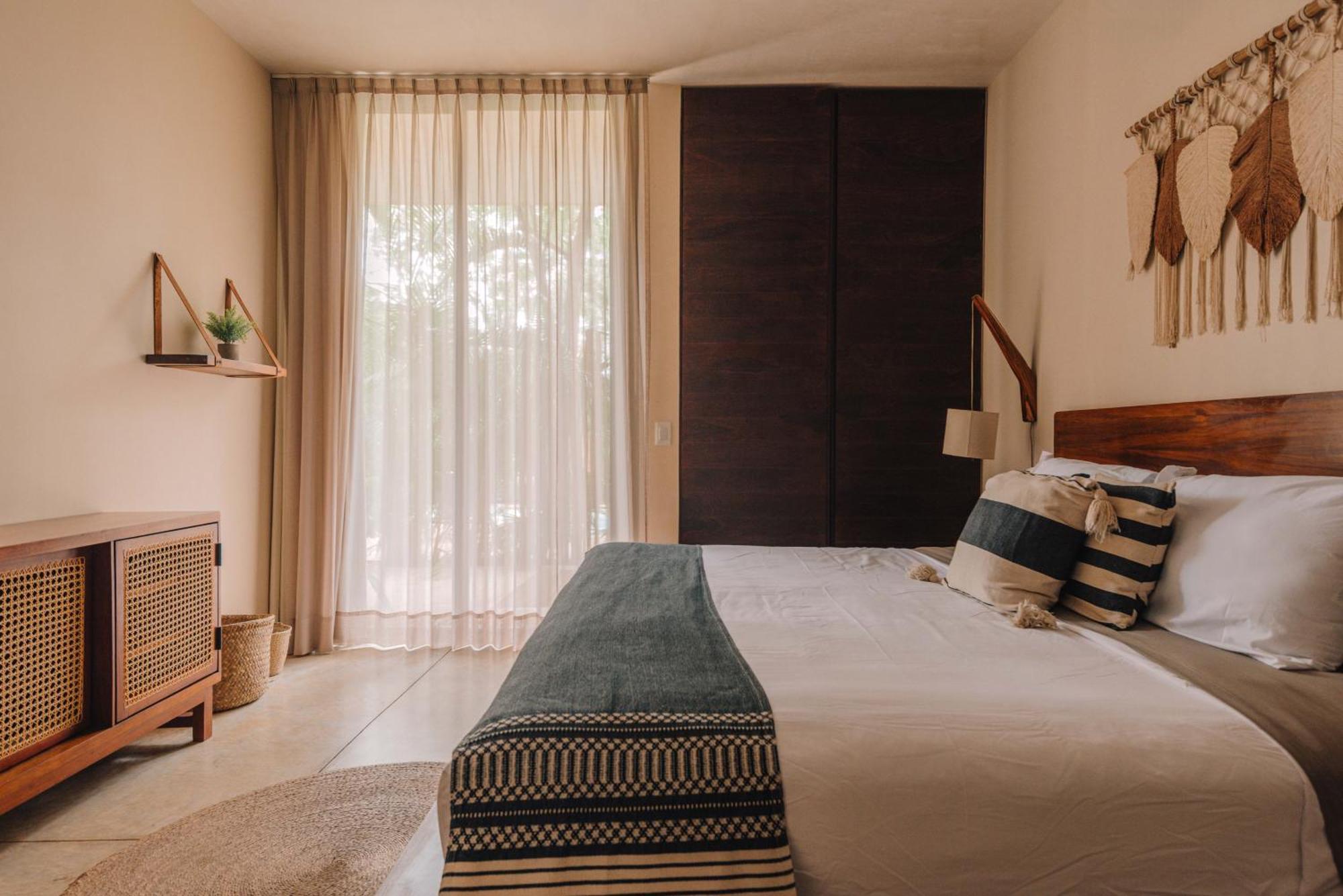 Watal - Relax, Unwind In Style And Comfort, Private Pool, 24hr Concierge *