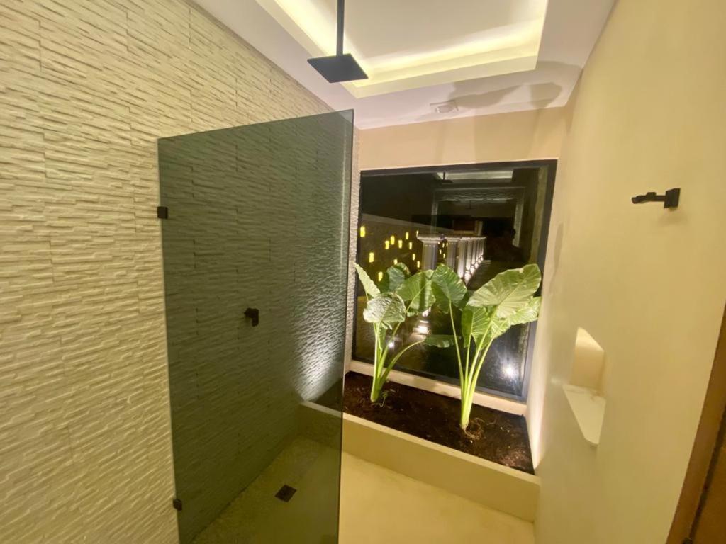 Picasso Villa *