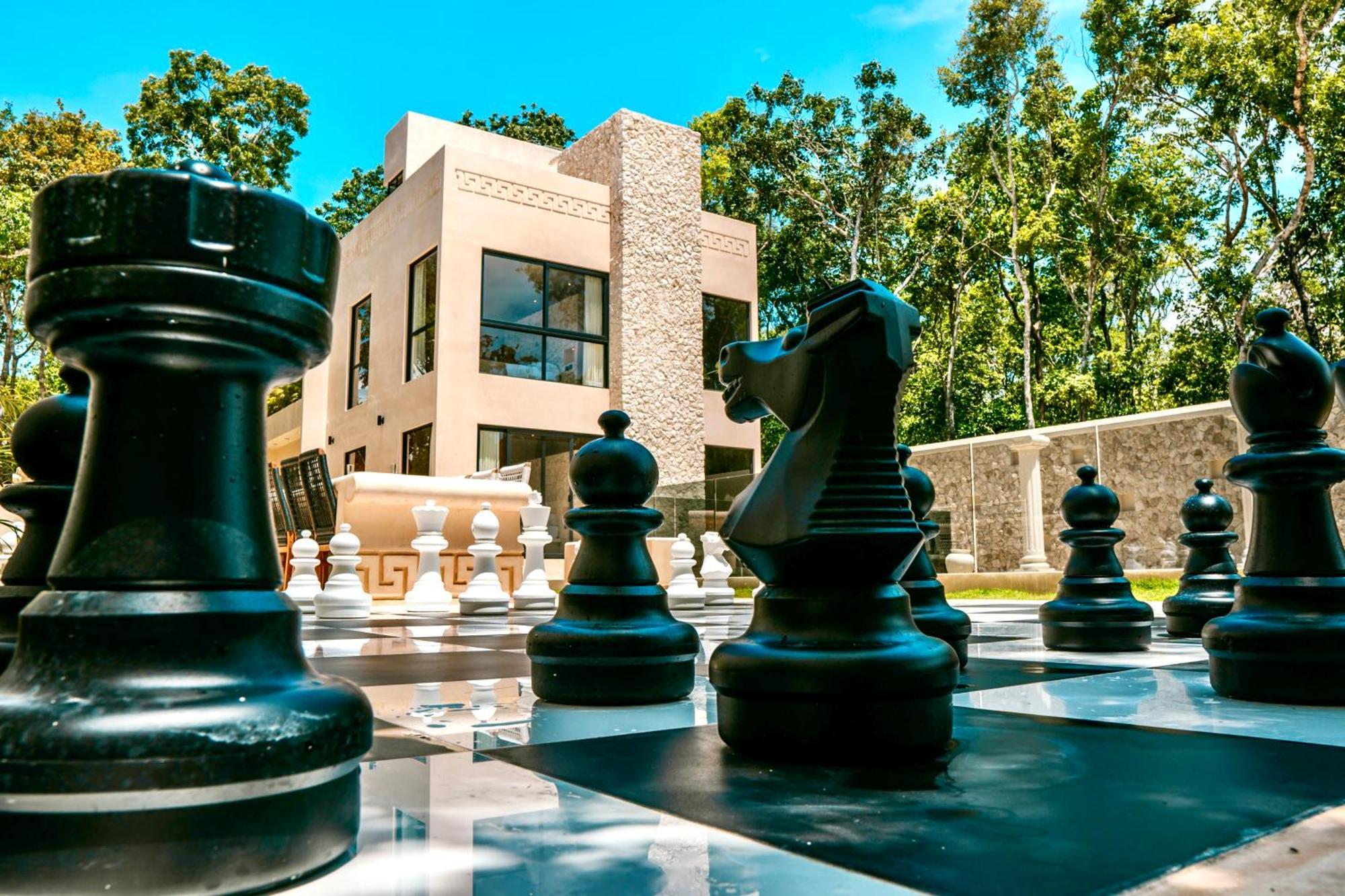 Picasso Tulum