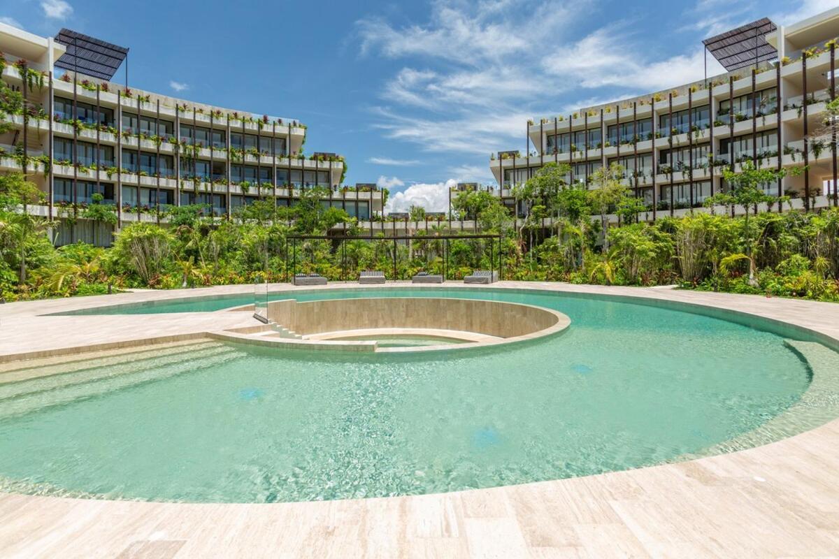 Luxury 1-bedroom Oasis In Apartment Tulum
