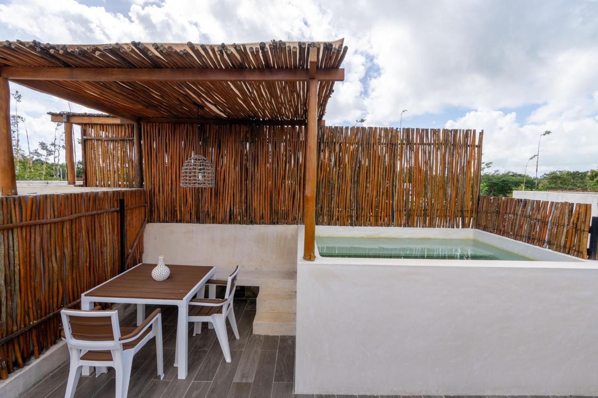 Moonstone - With Private Pool And 24hrs Security & Club Access Villa