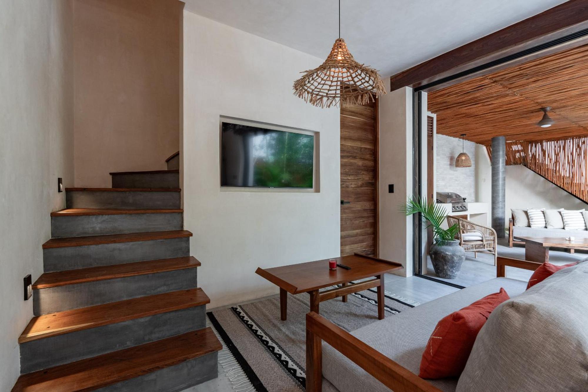 Moonstone - With Private Pool And 24hrs Security & Club Access Villa *