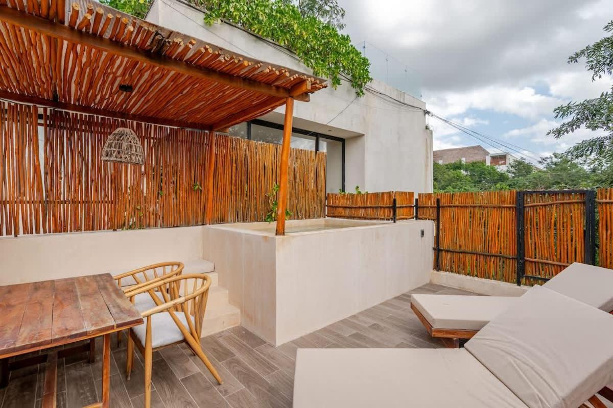 Bambu Con Alberca Privada En Villa Tulum