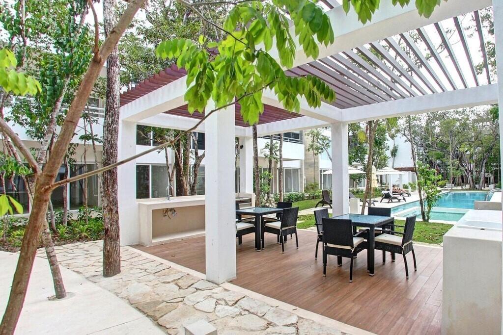 Milagro 5 Minutes To 2 Pools Private Balcony Gym Apartment *