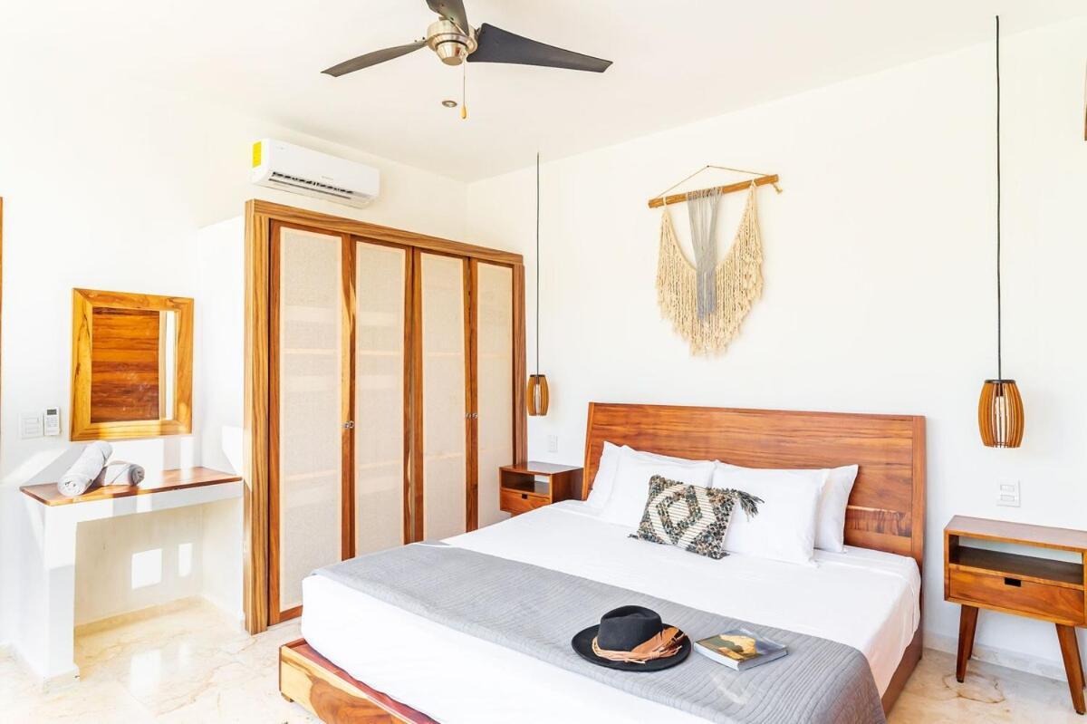 Villa Casa Reyna And Casa Solesta 10 Bedroom *